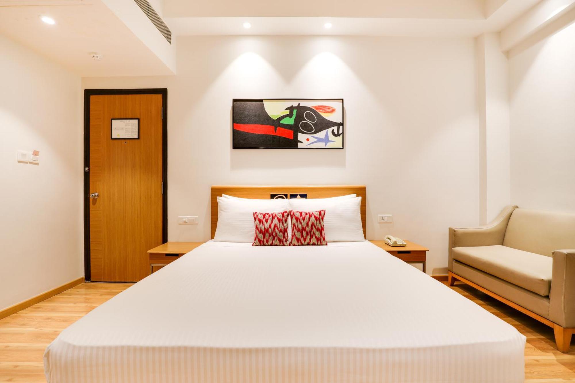 Superior Queen Room,1580181104:JPEG