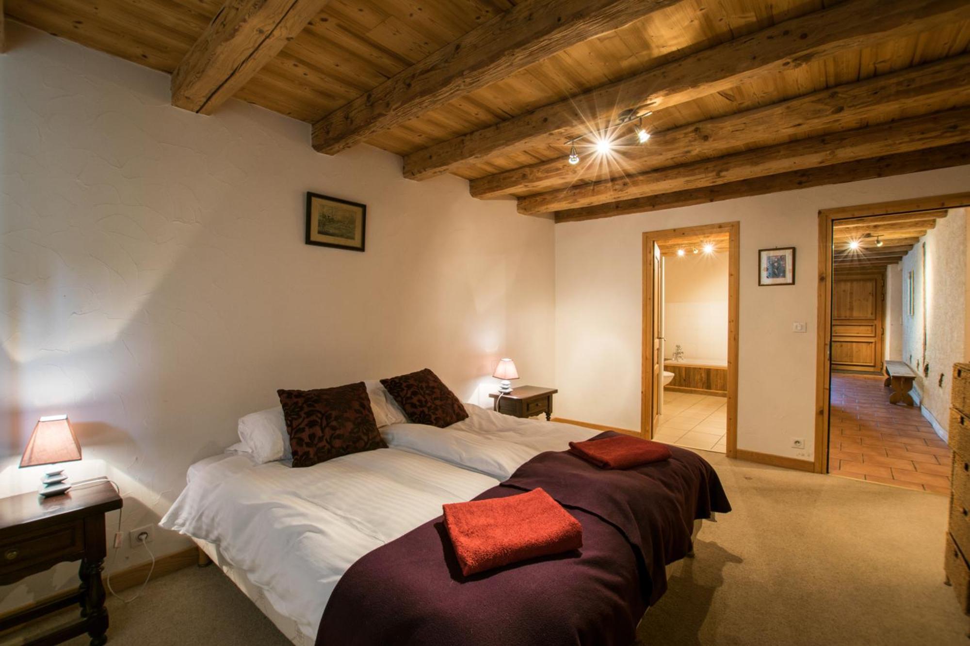 Chambre Double ou Lits Jumeaux - Vue sur Ville