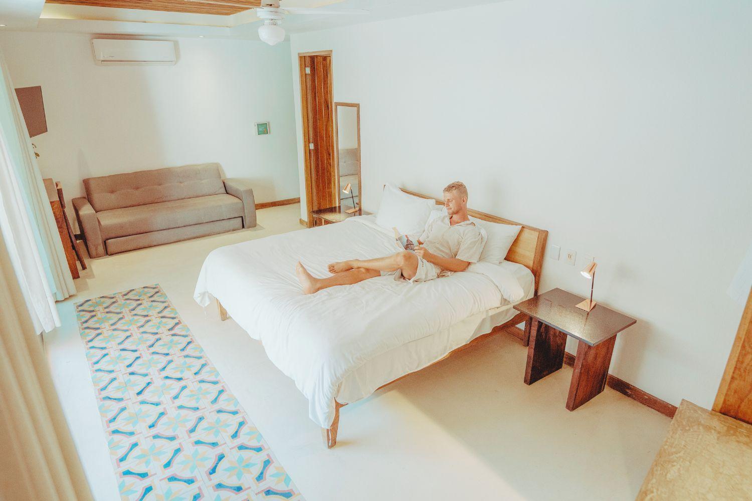 Deluxe King Room