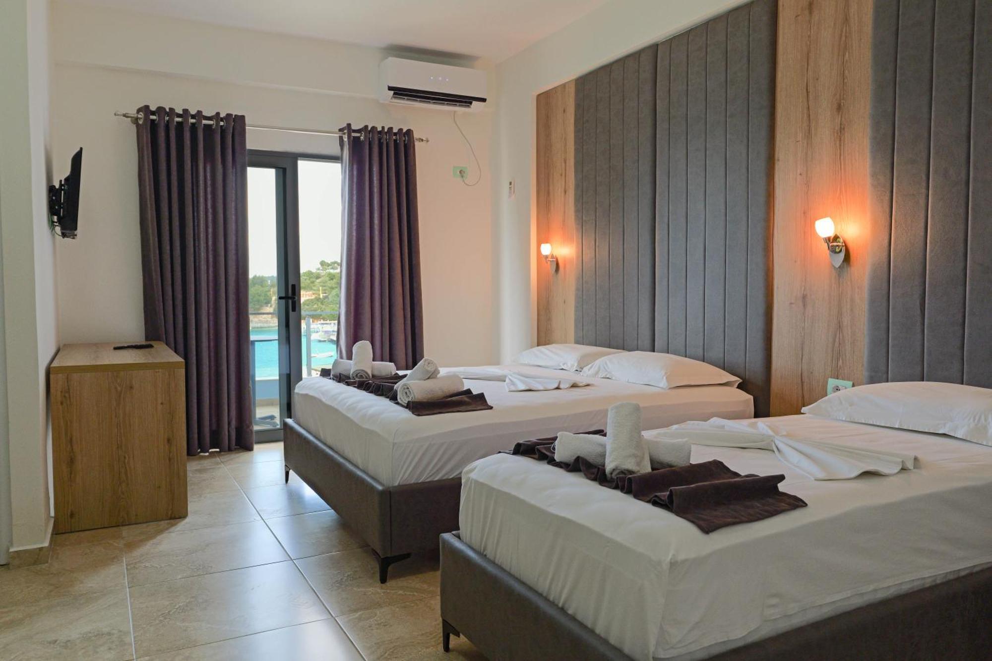 Triple Room Sea View