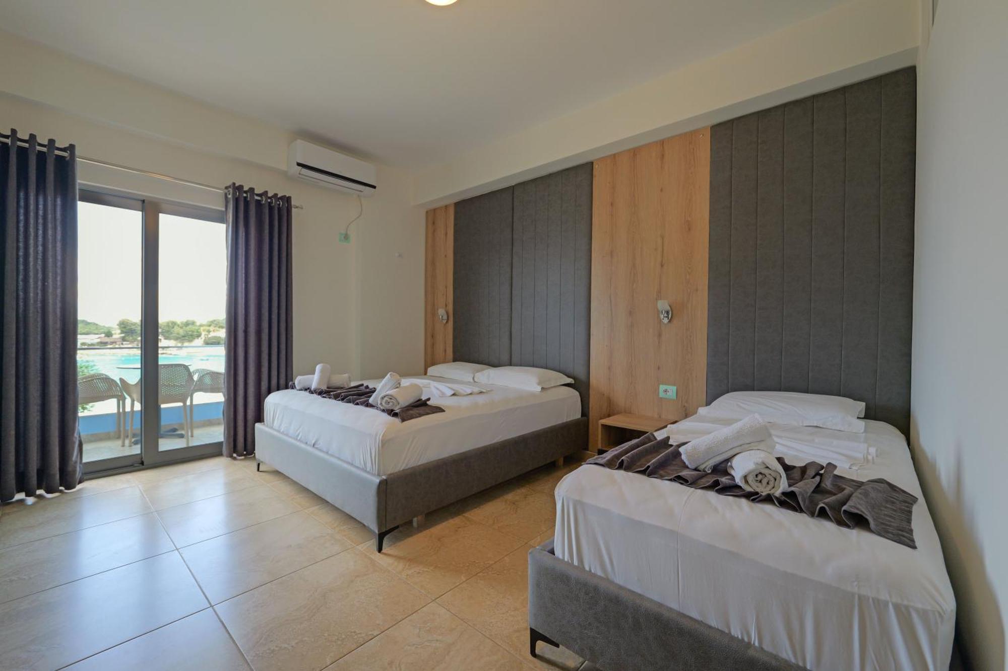 Triple Room Sea View