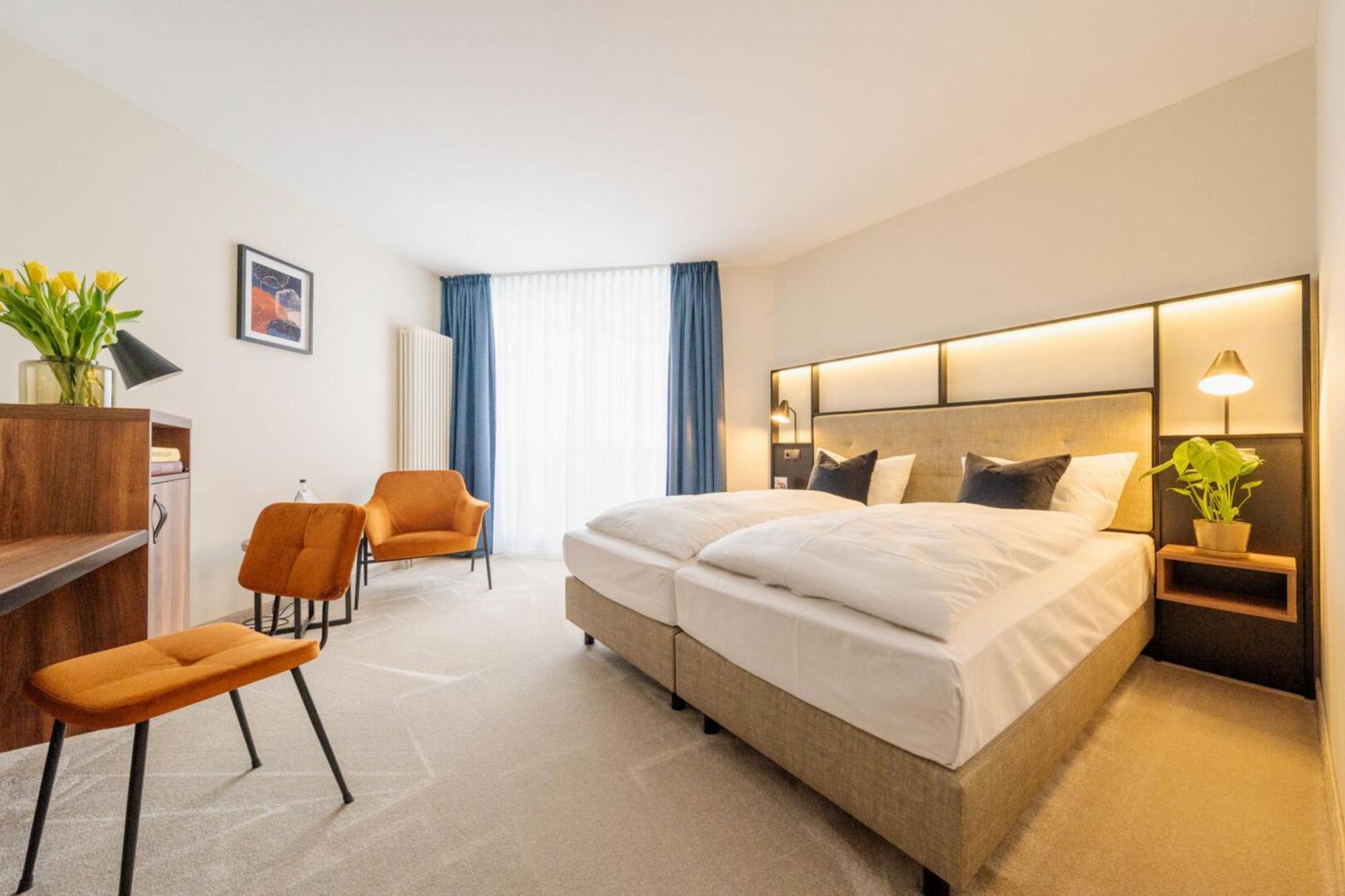 Deluxe Doppelzimmer mit seitlichem Meerblick