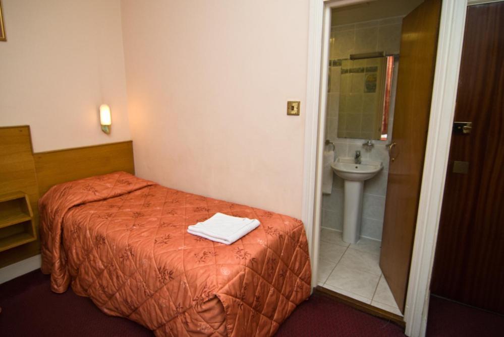 Single Room,1580334015:JPEG