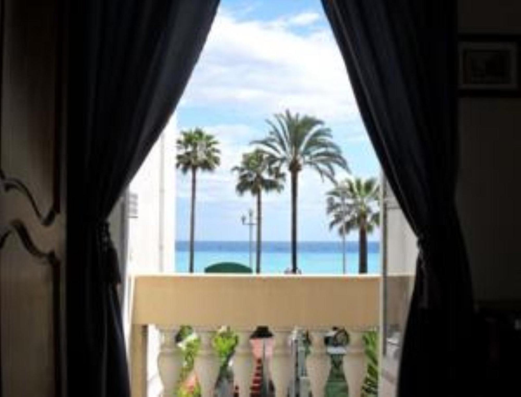 Family Room Sea View