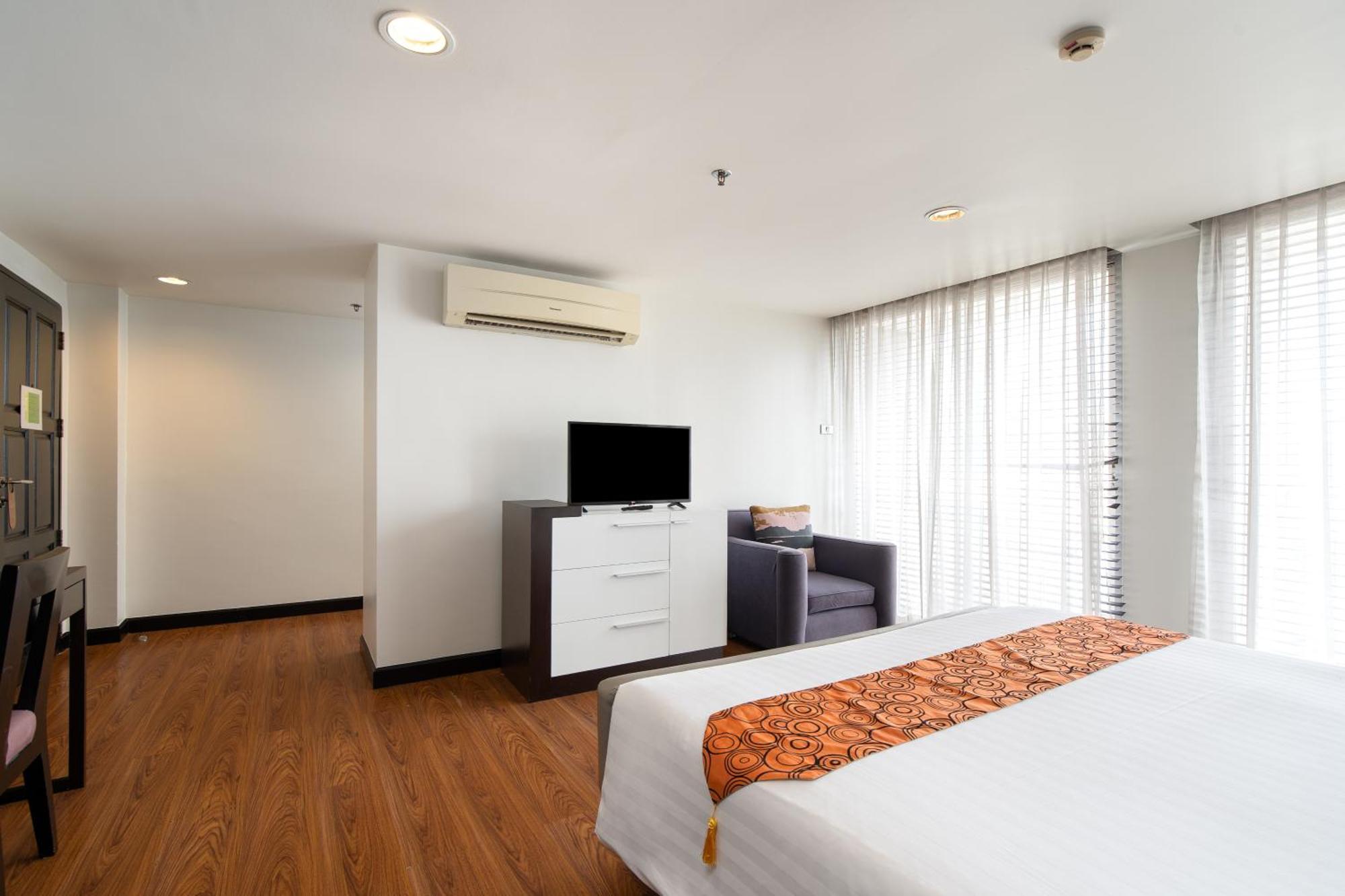 Superior Double Room,1580560595:JPEG