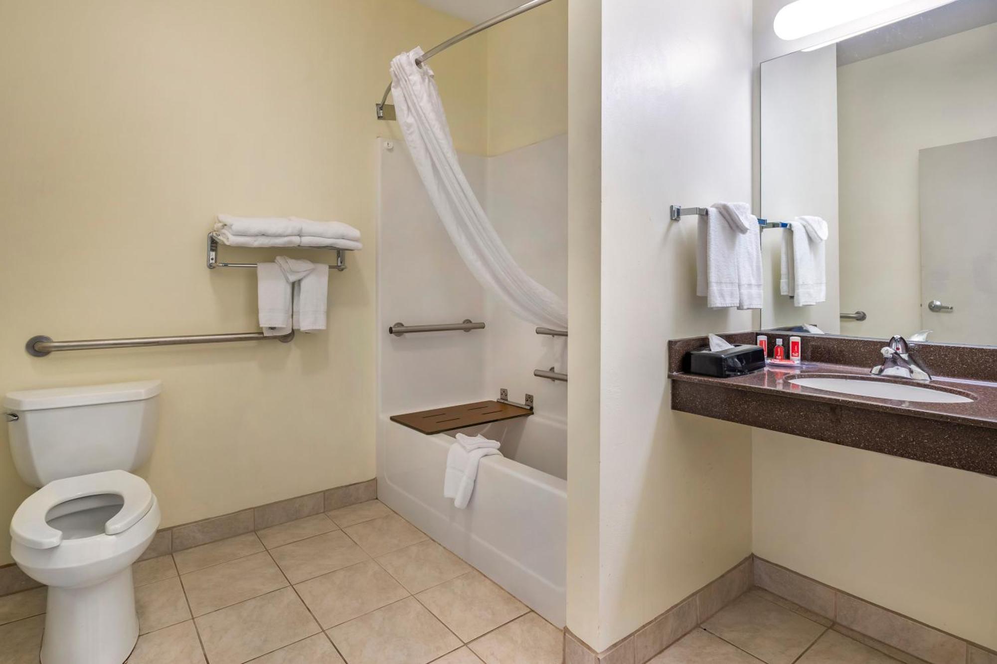 Suite with Two Double Beds - Accessible/Non-Smoking