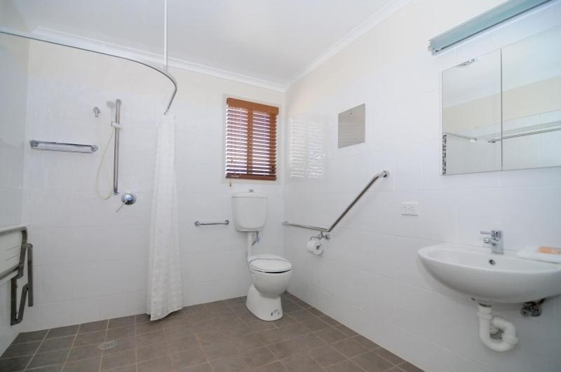 Cottage with Garden View - Second Row