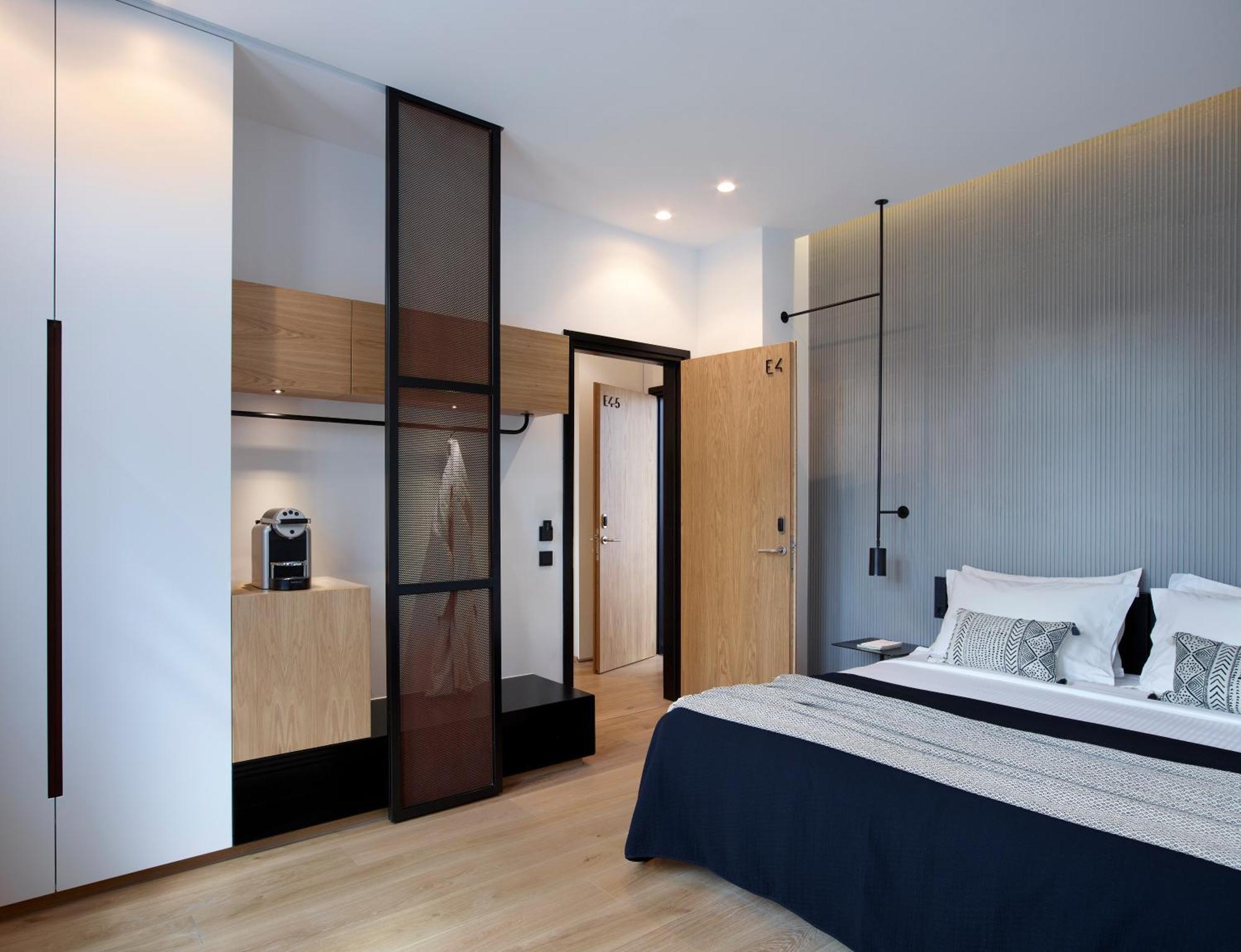 Deluxe Double Room City View