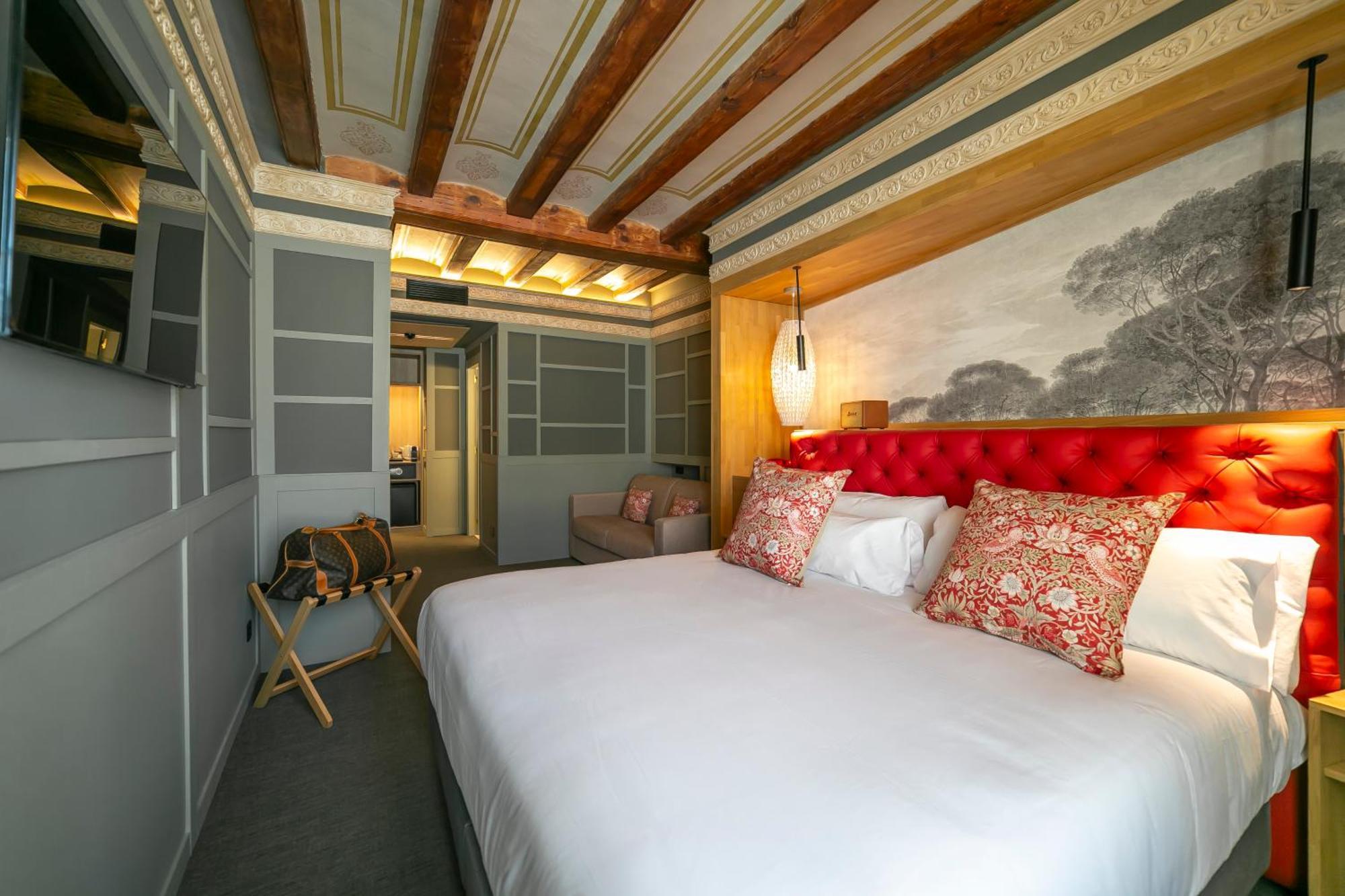 Double Room Extra Bed,1580845581:JPEG