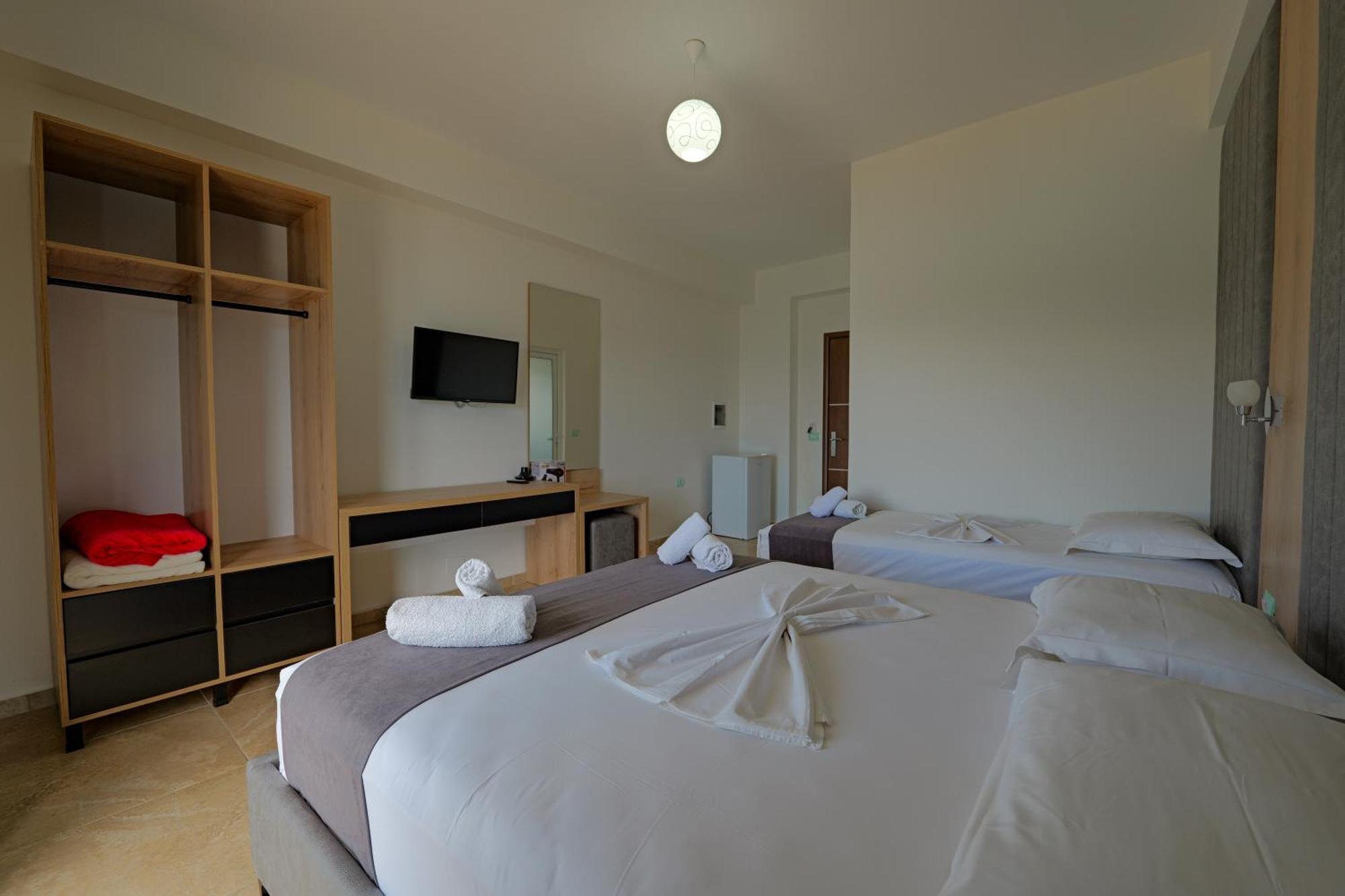 Triple Room Sea View
