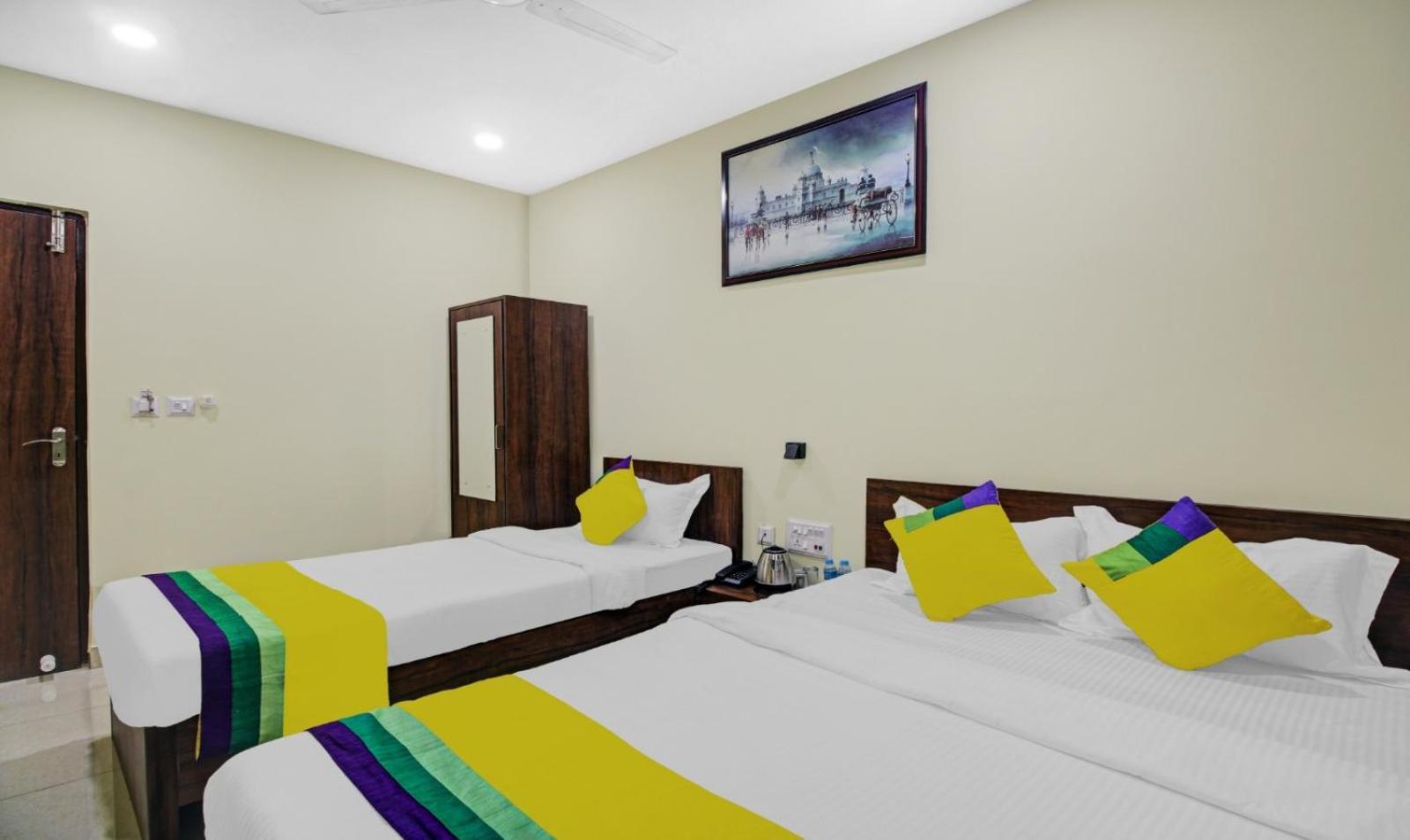 Deluxe Triple Room