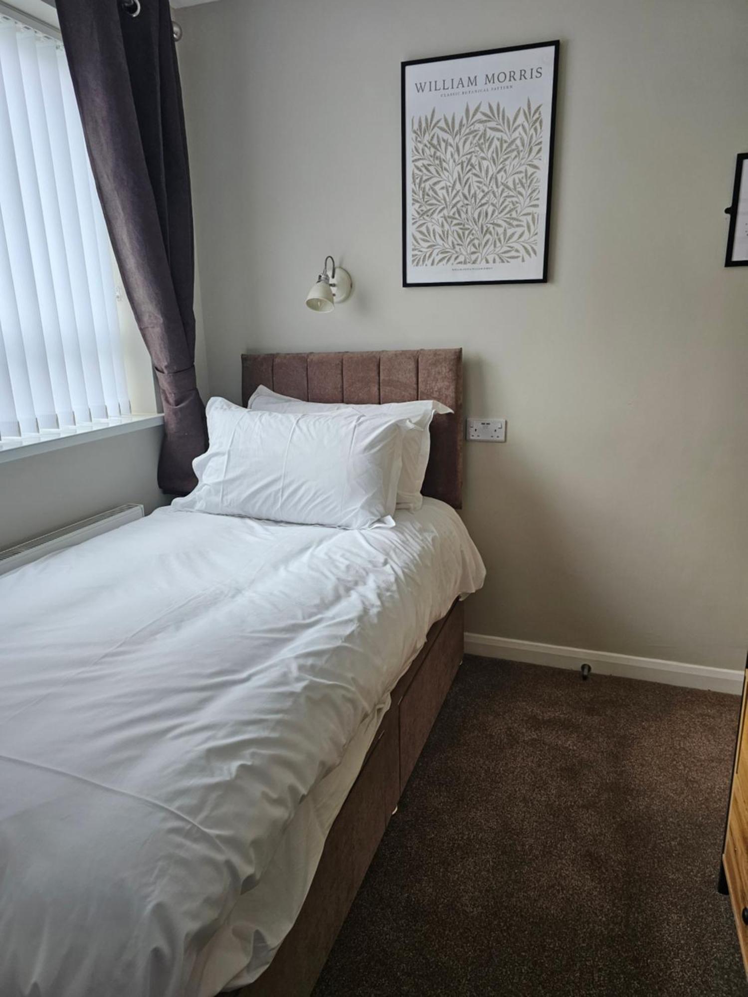 Single Room,1582398917:JPEG