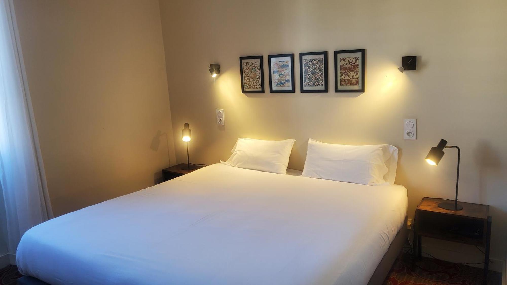 Chambre Confort - Accessible aux Personnes à Mobilité Réduite