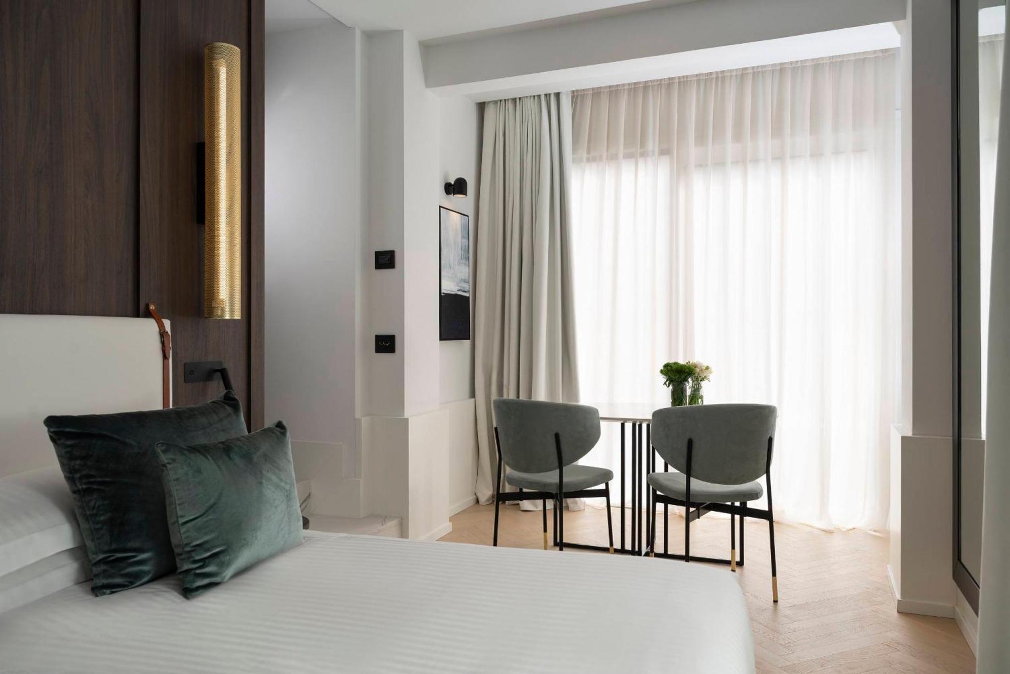 Junior Suite mit Whirlpool-Badewanne - separastes Gebäude
