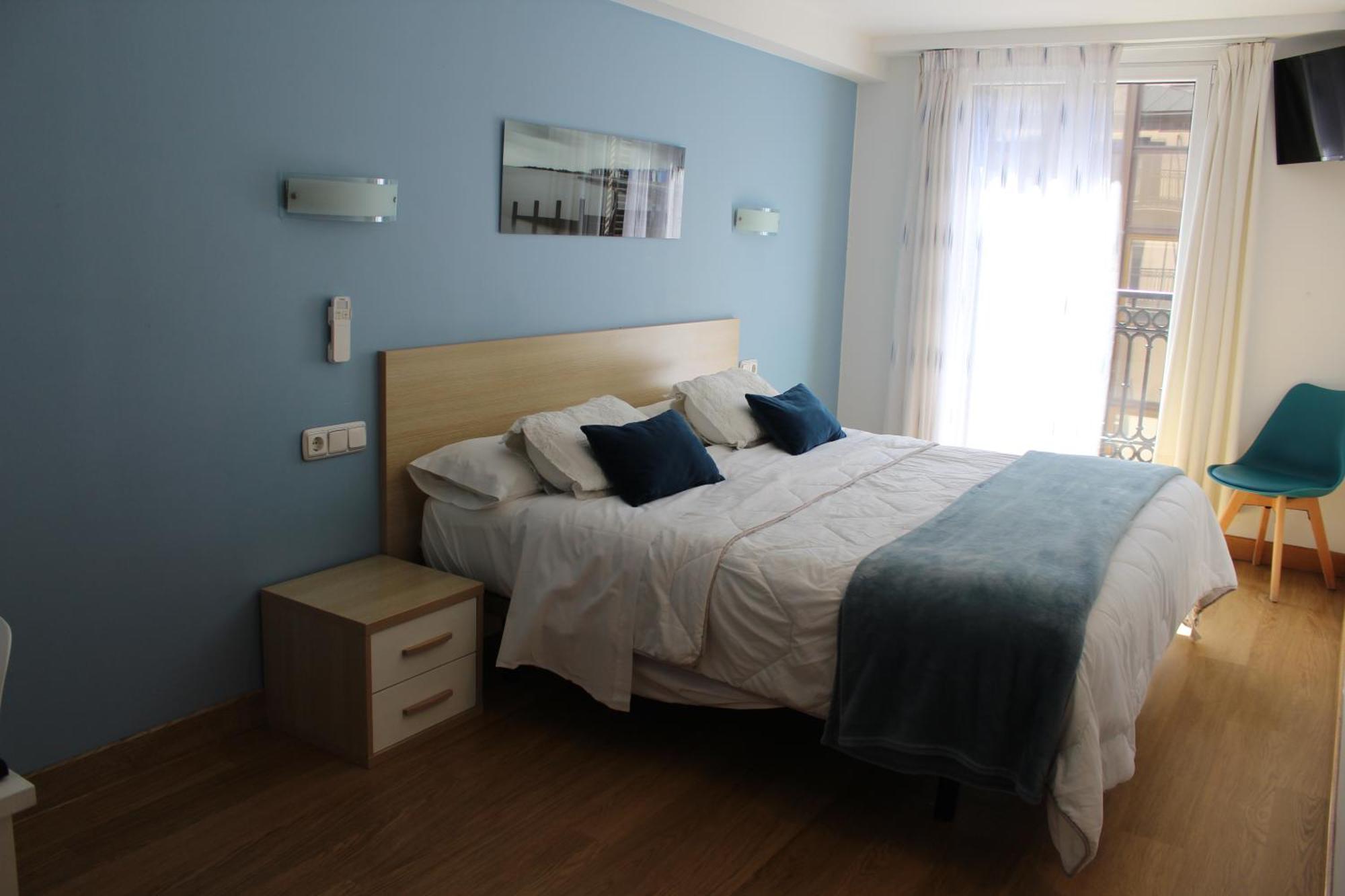 Double or Twin Room Balcony