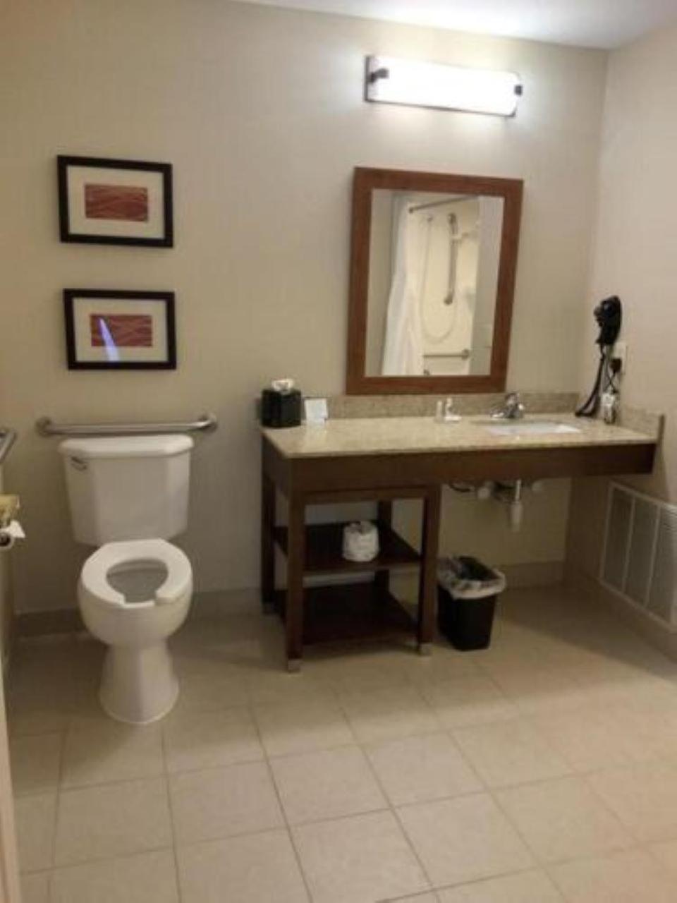 King Room - Accessible/Non-Smoking