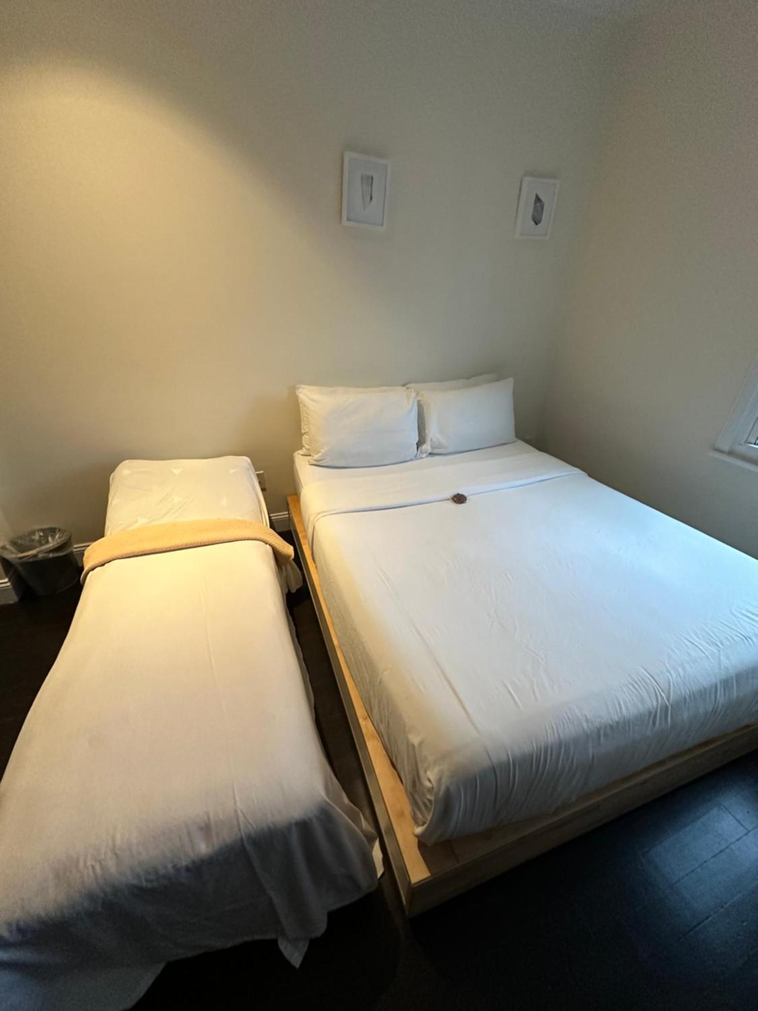 Quarto Duplo Deluxe com Cama Extra