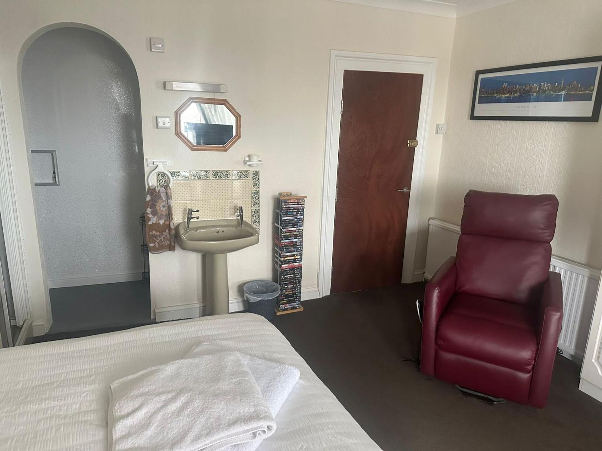 Compact Double Room Shared
