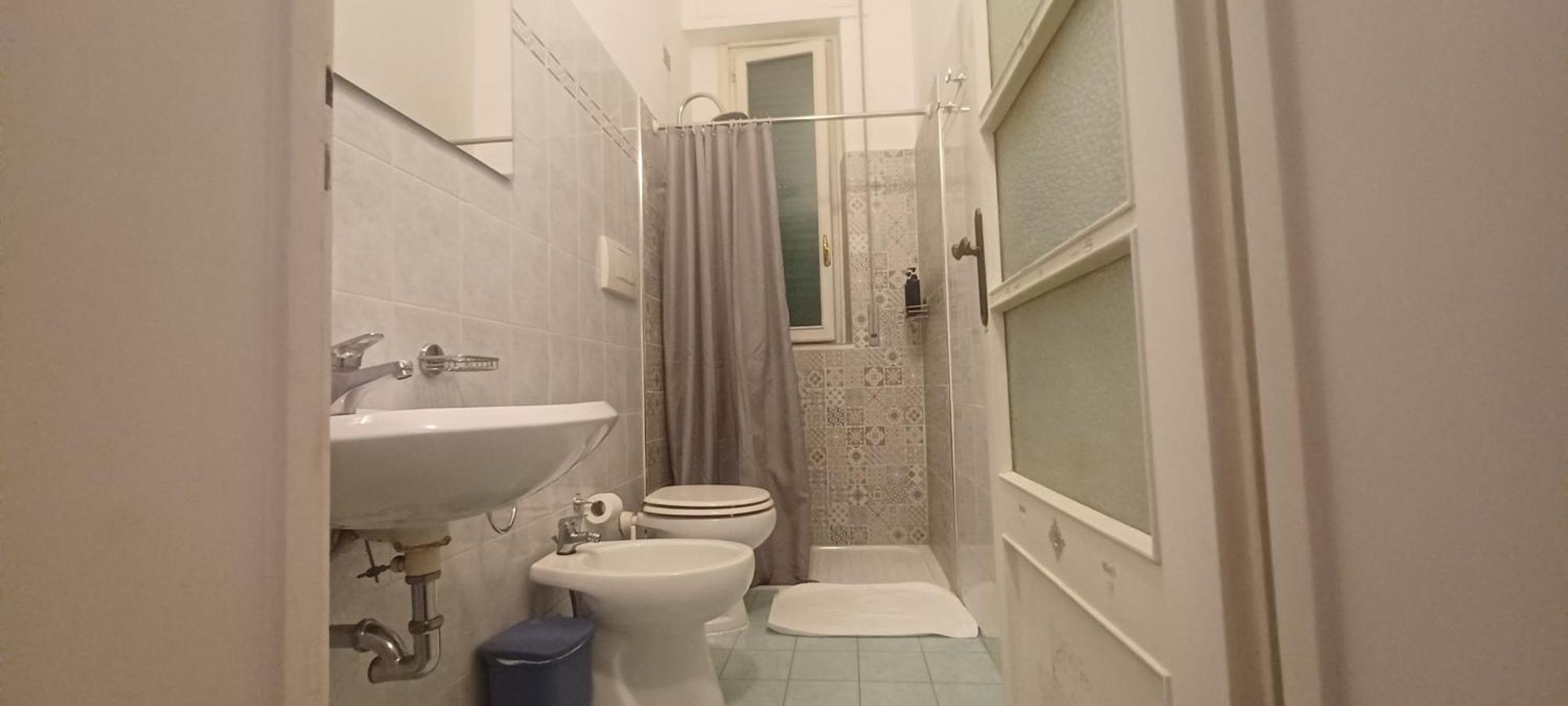 Dreibettzimmer mit eigenem Bad