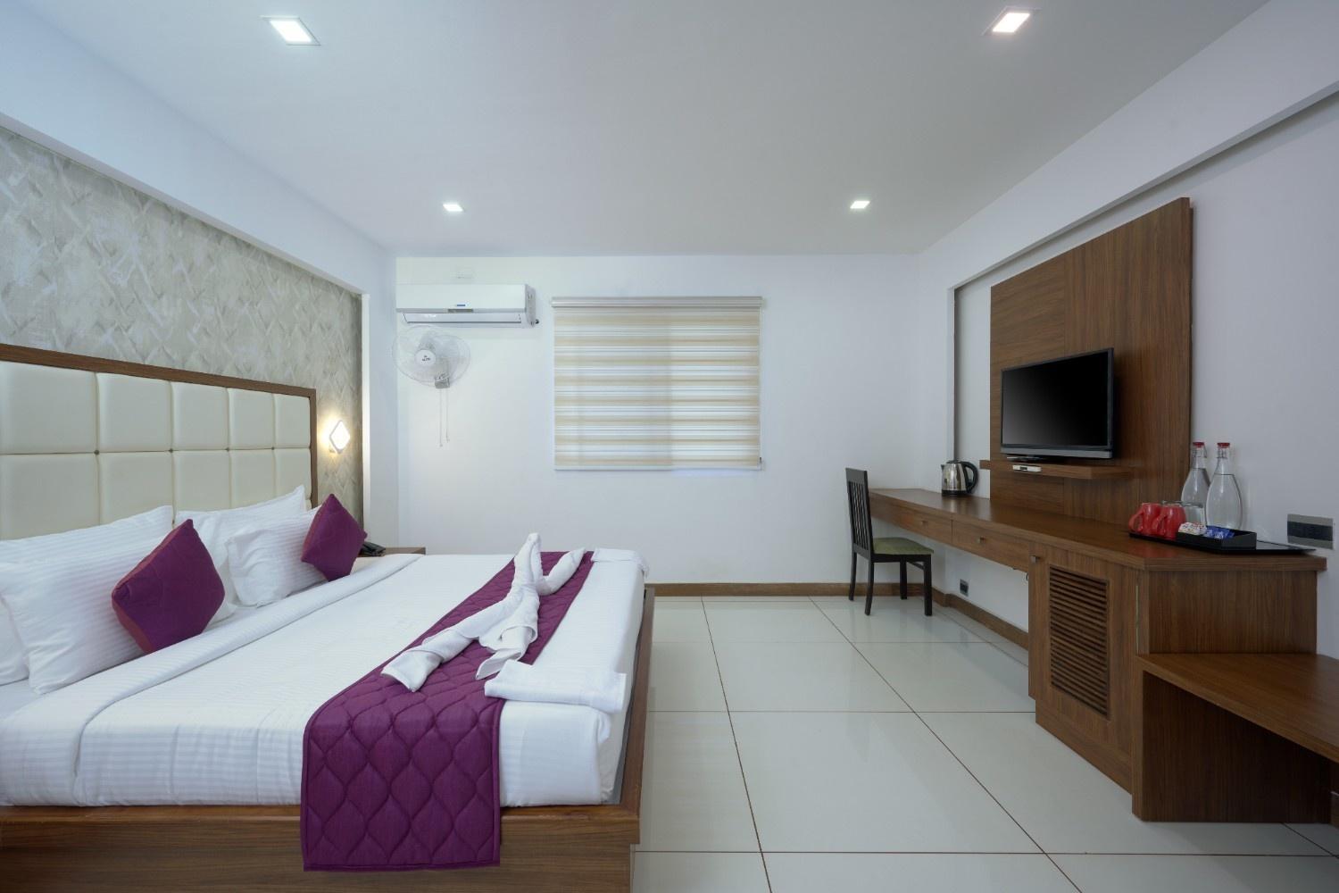 Superior King Room