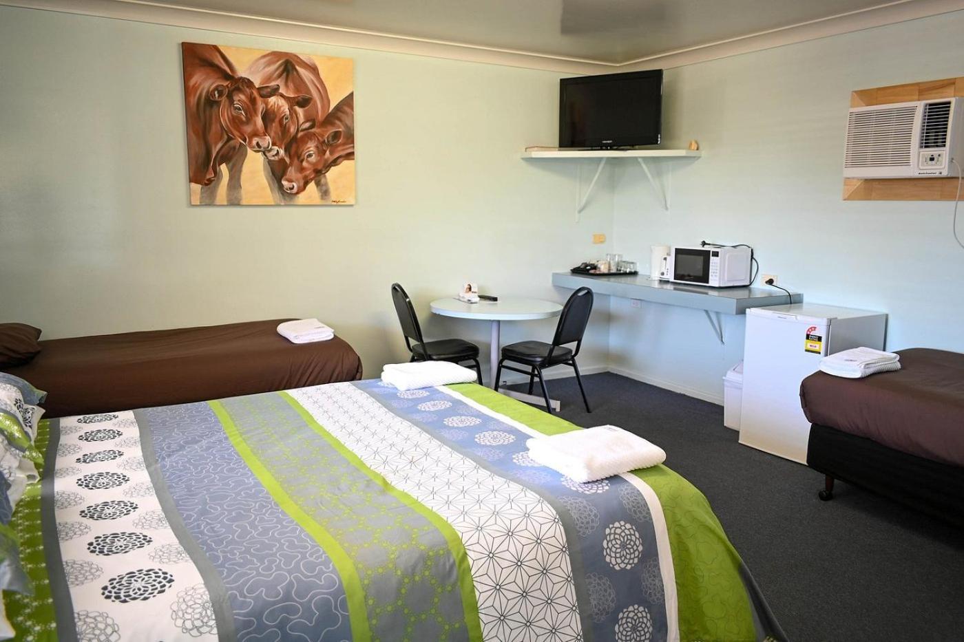 Triple Room