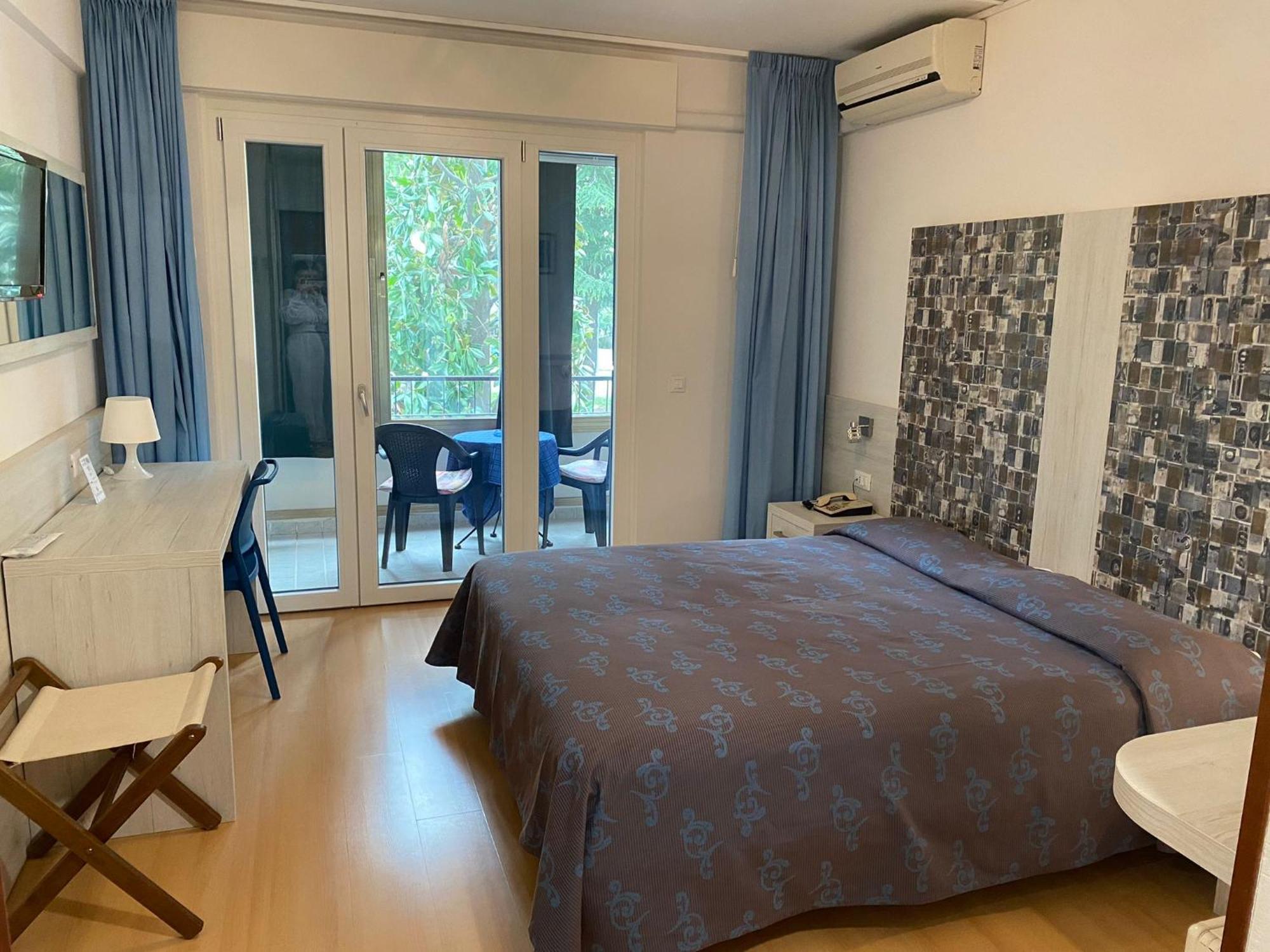 Double or Twin Room with Balcony