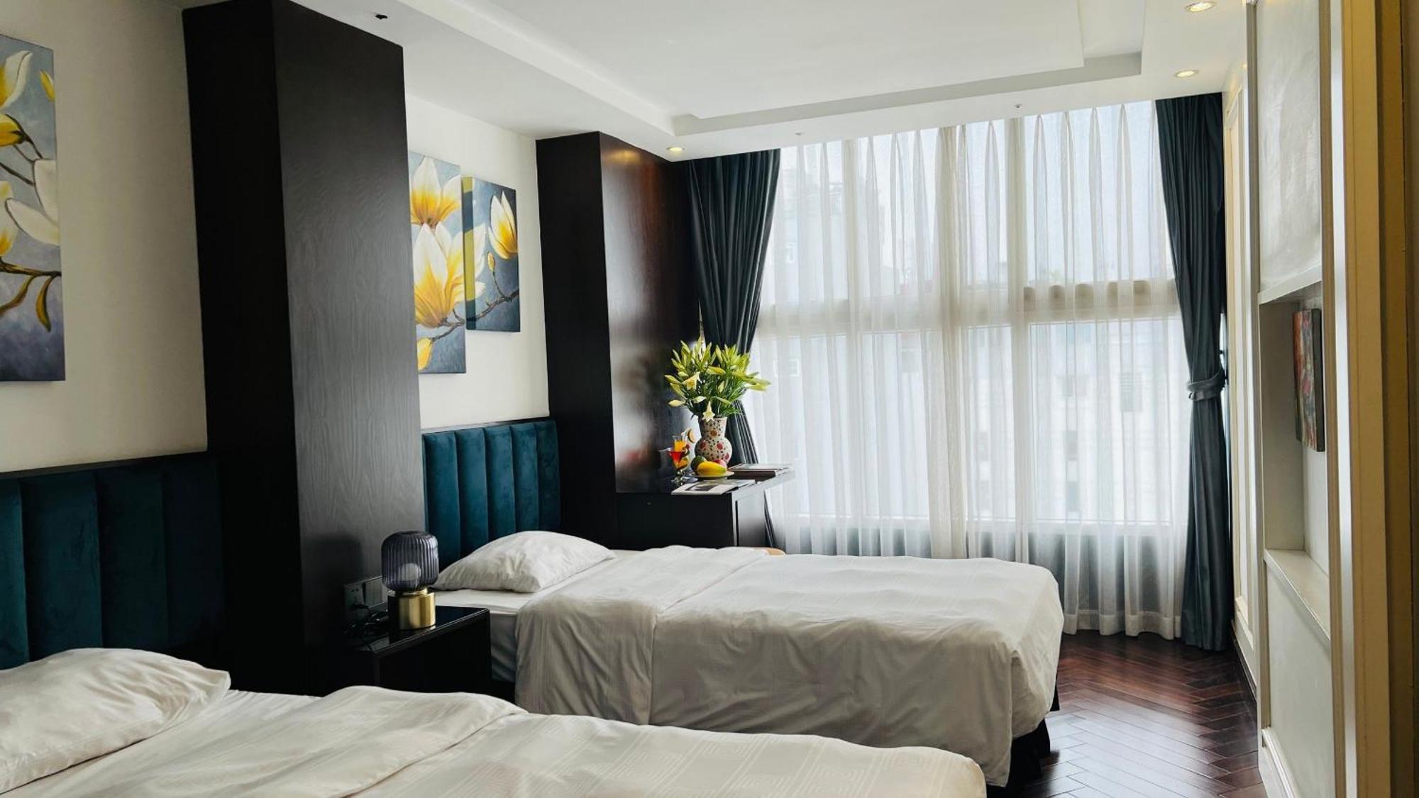 Suite Gia Đình