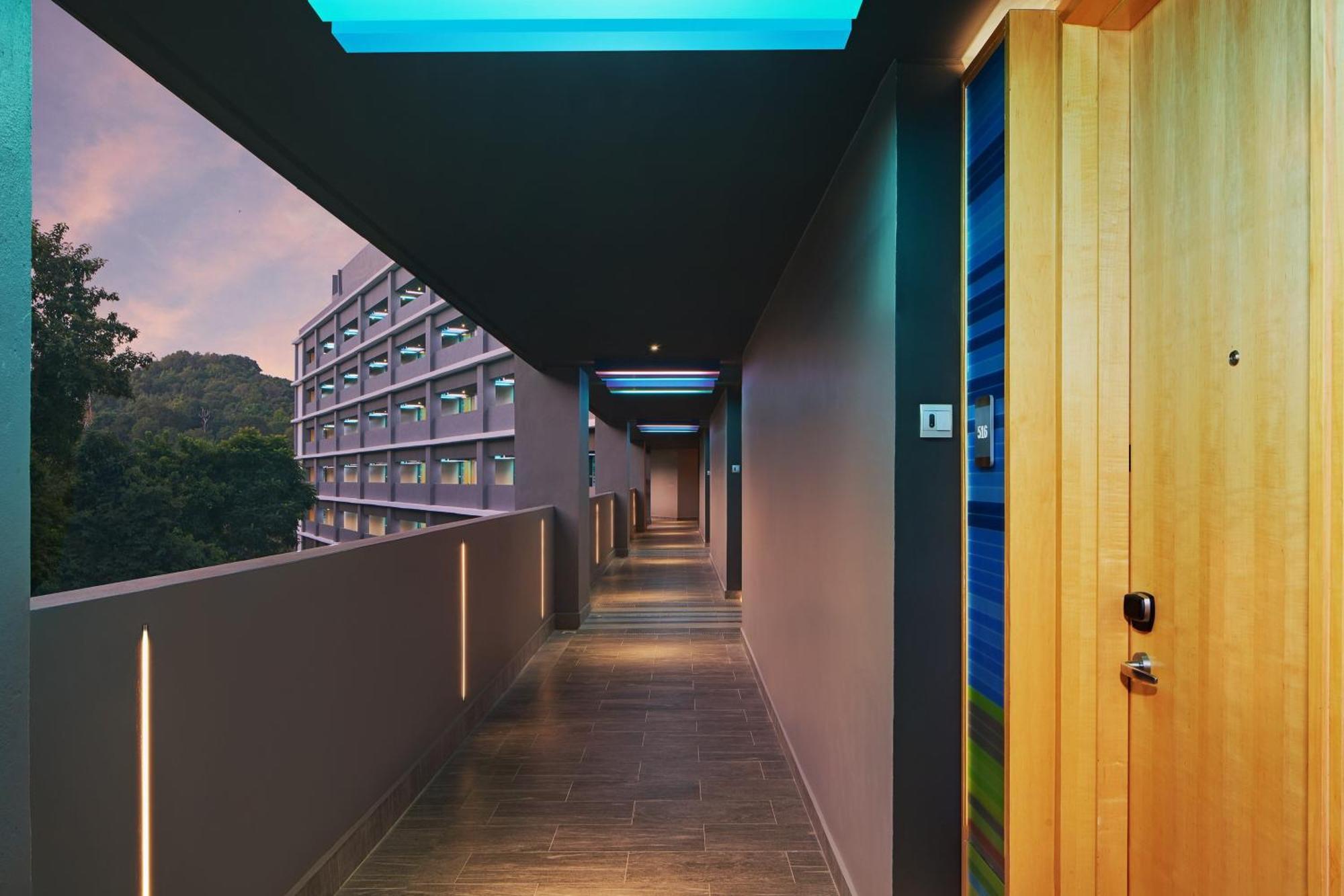 Sea View, Balcony, 1 Bedroom Suite, 1 King
