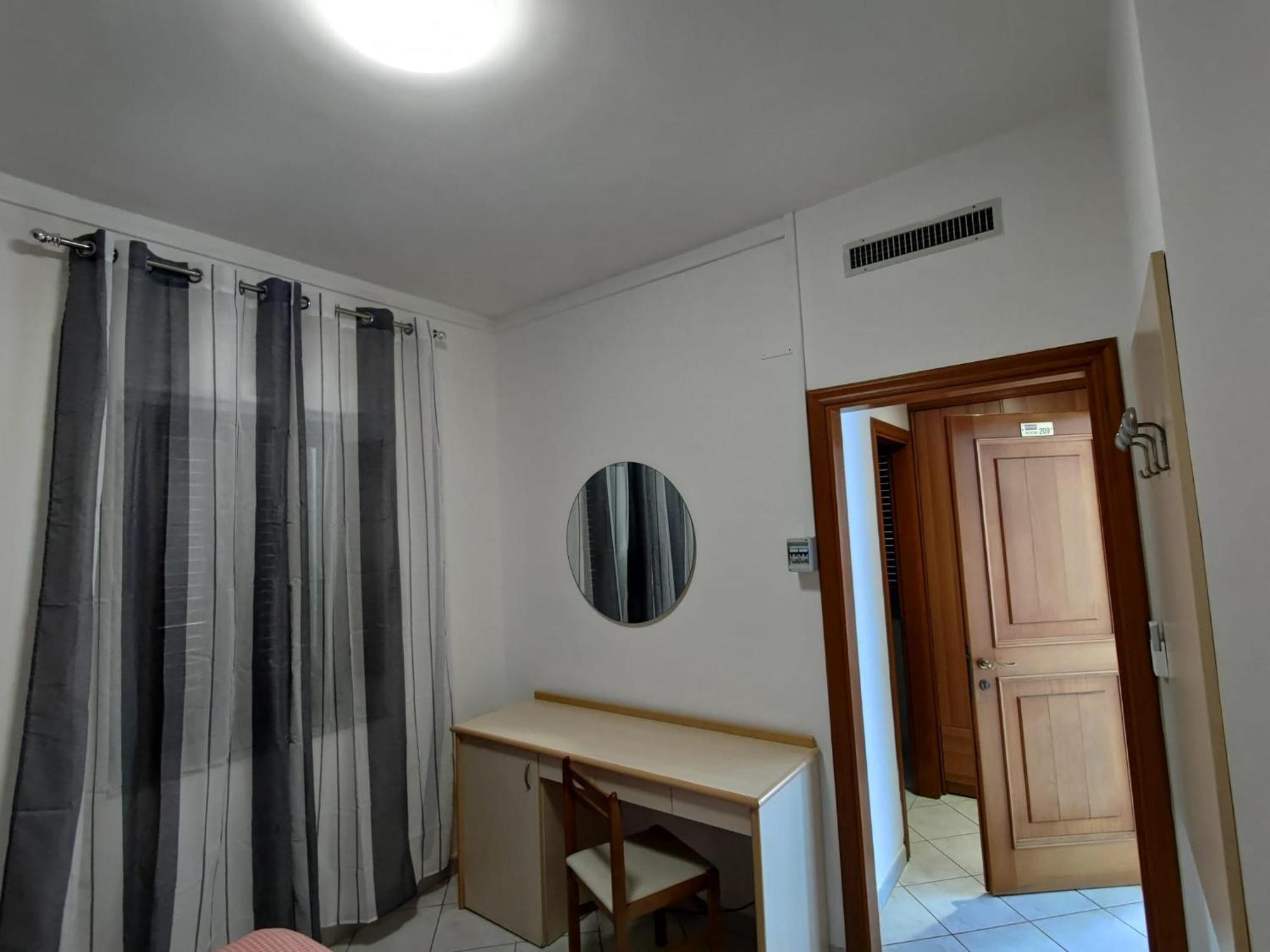 Deluxe Doppel-/Zweibettzimmer mit Meerblick