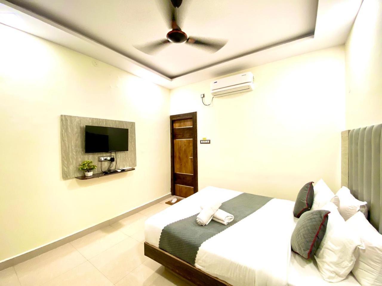 Standard Double Room,1583831216:JPEG