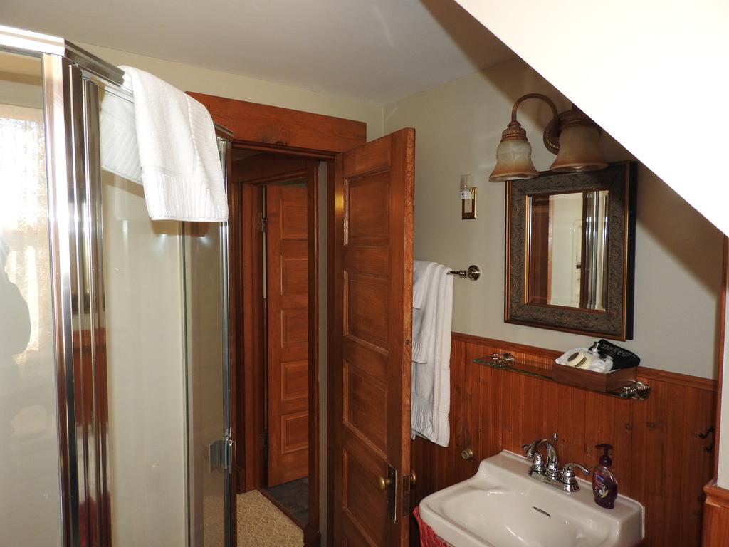 Double Room with Spa Bath
