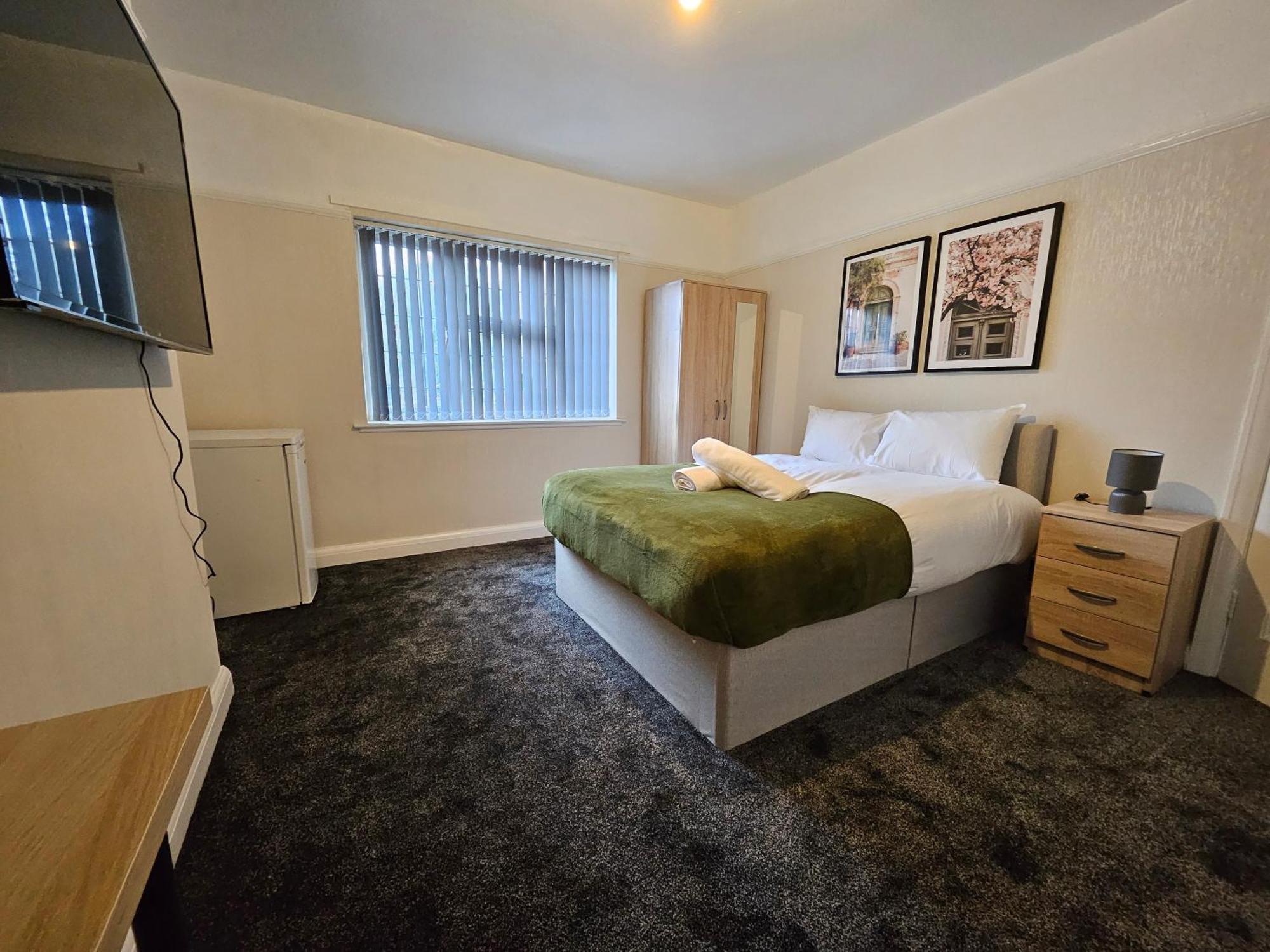 Double Room with Shared Bathroom