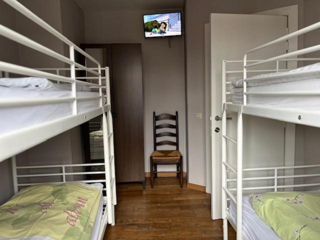 Familienzimmer (6 Erwachsene)