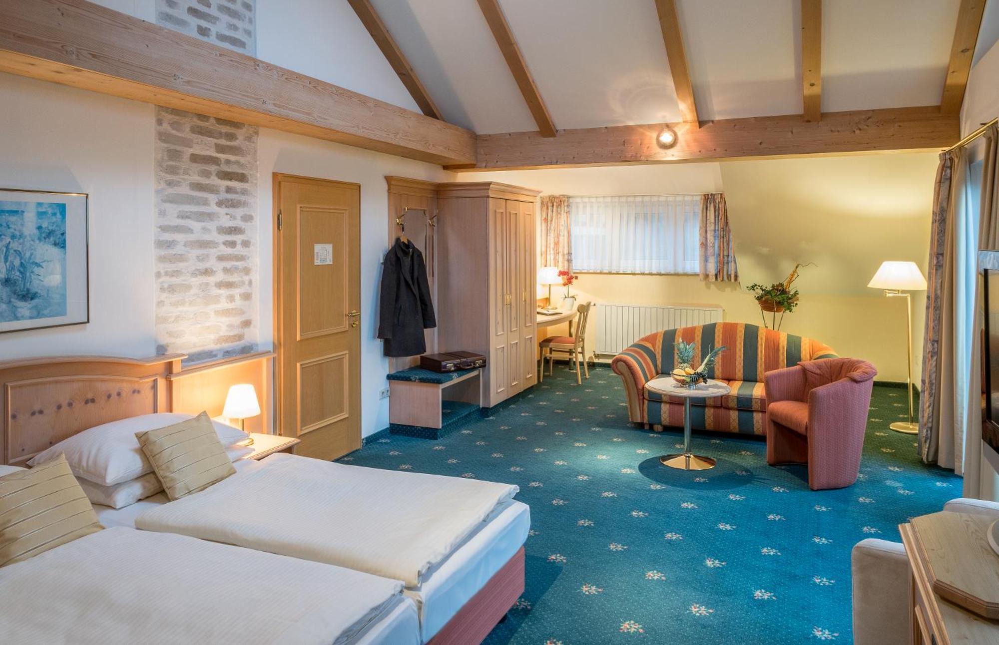 Junior Suite with Balcony