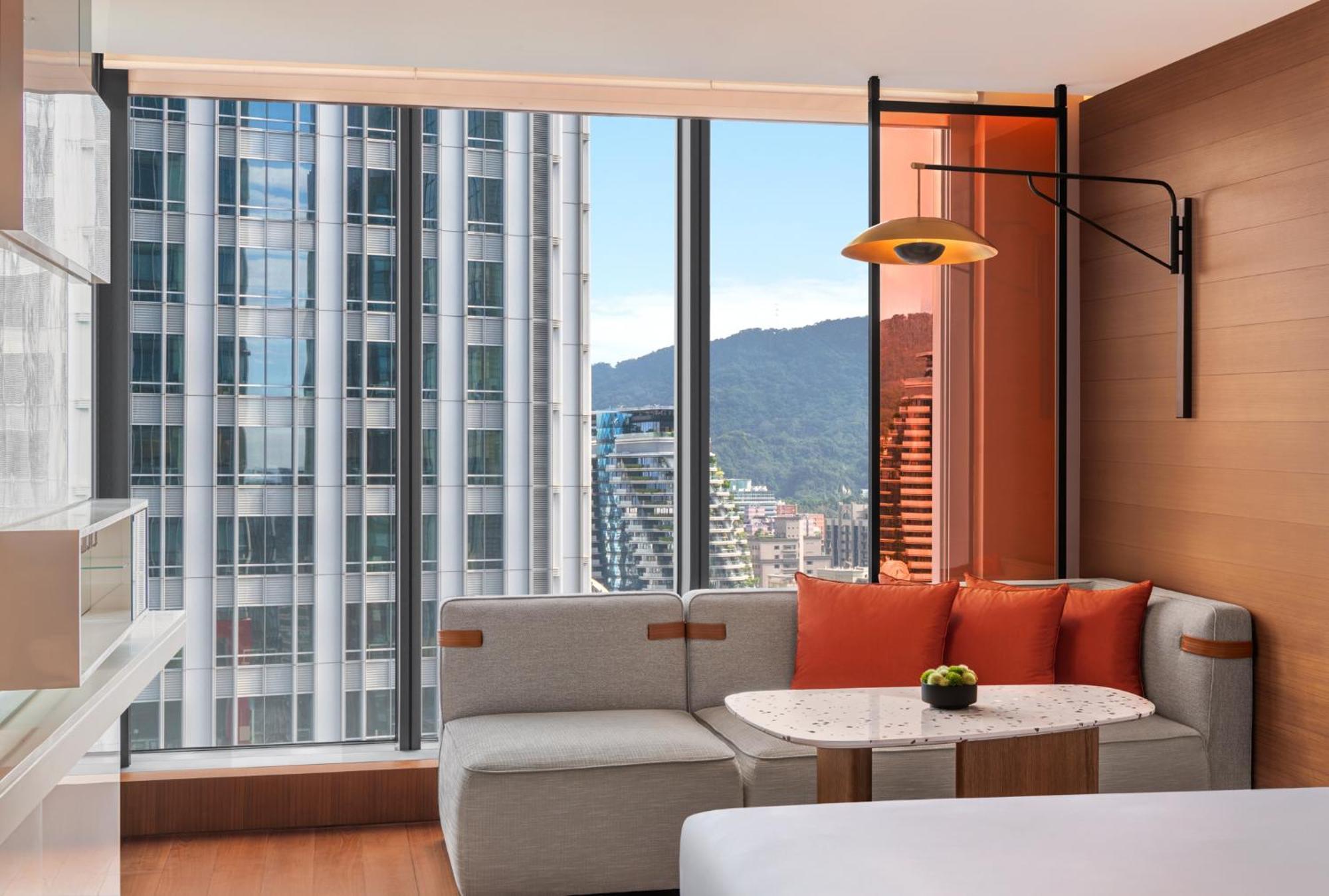 Wonderful Room Guest room 2 Double City view
