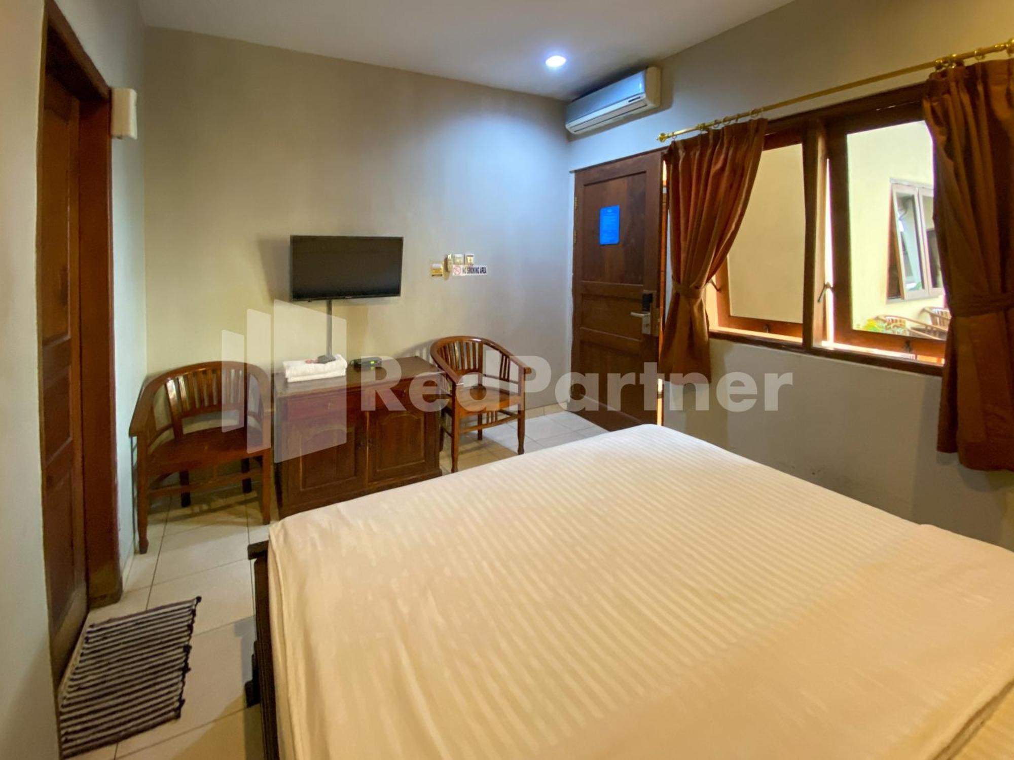 Deluxe Double Room,1584526024:JPEG