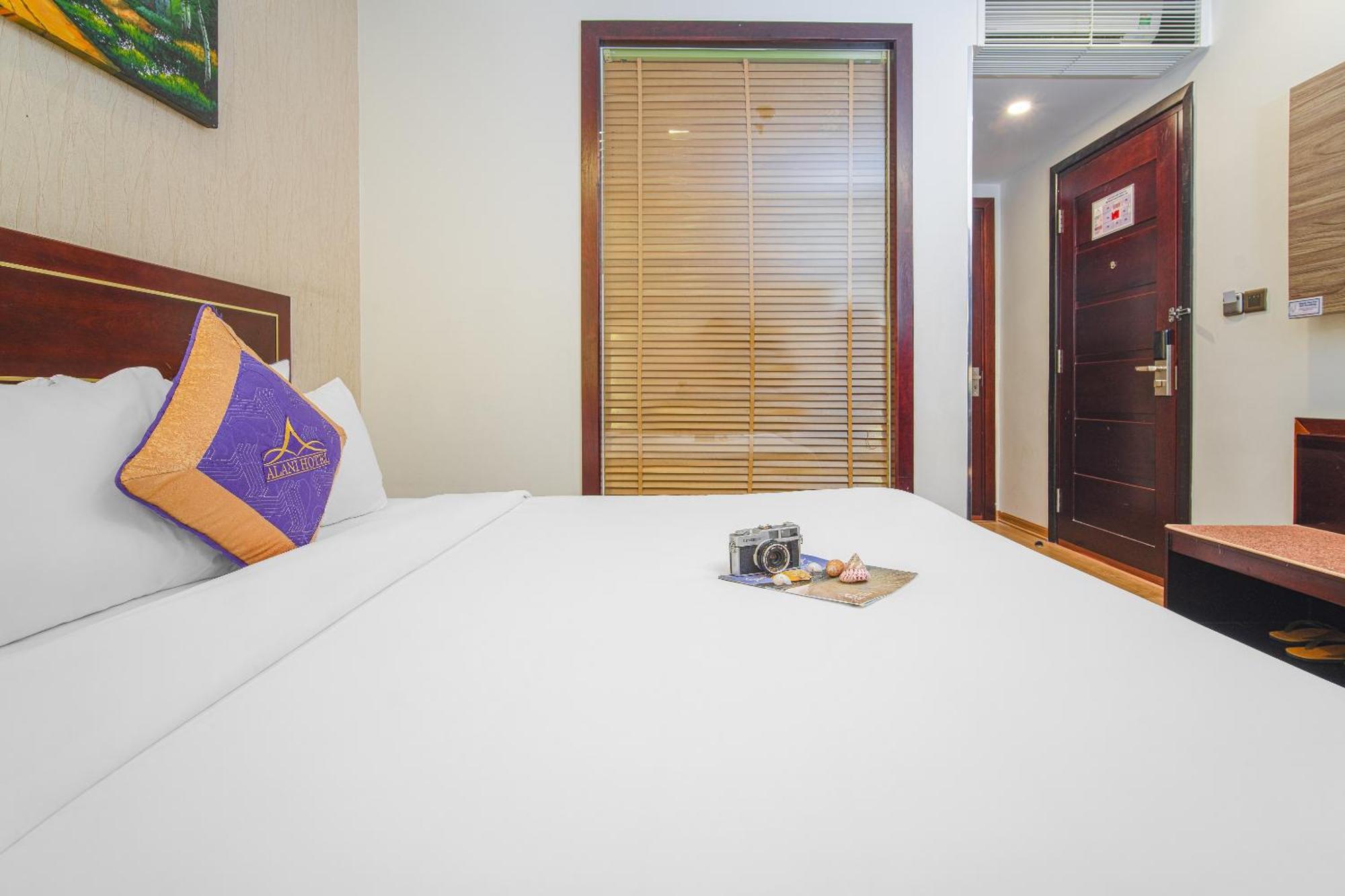 Connecting Room with Balcony and Sea View
