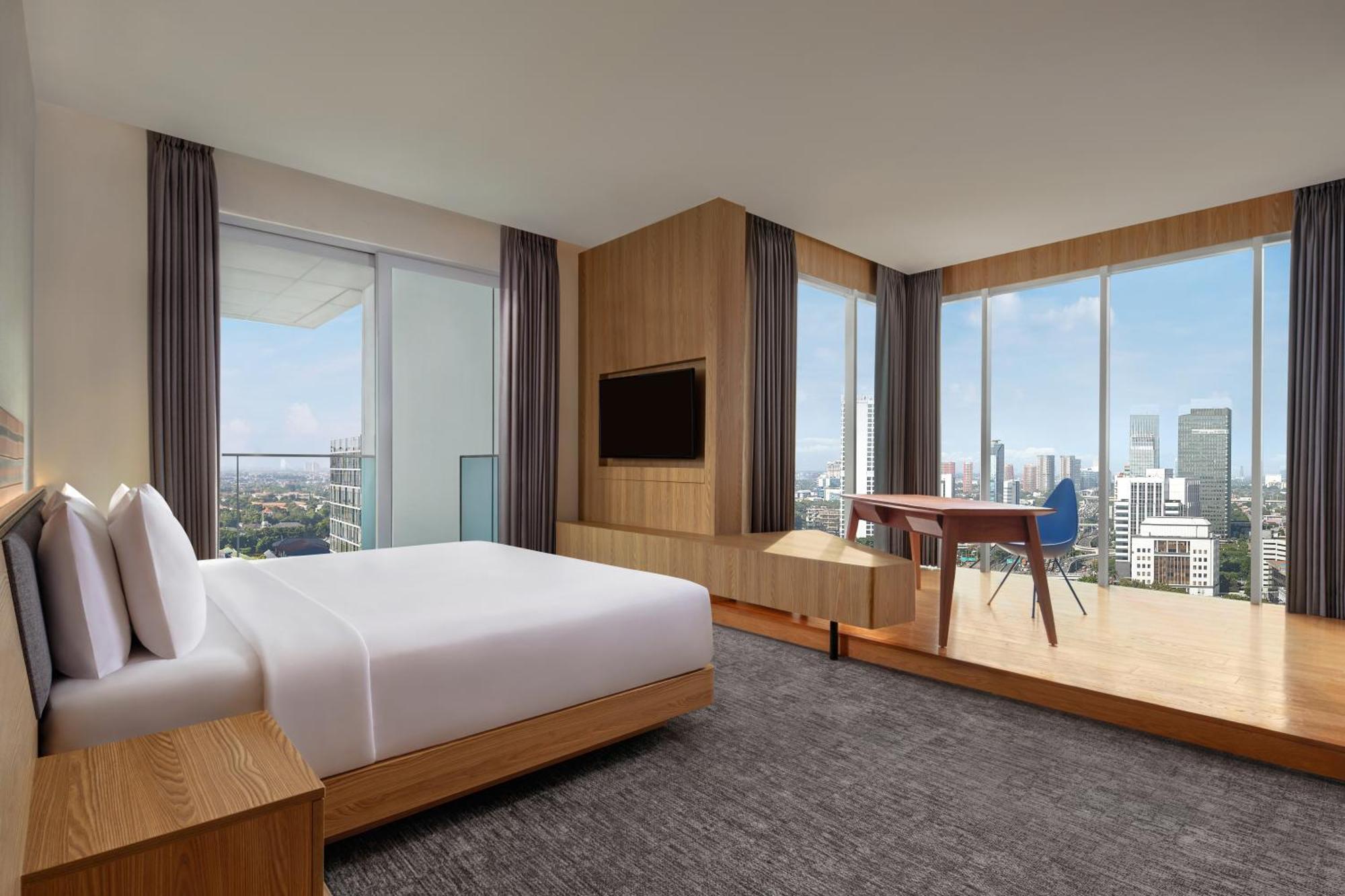 Penthouse Suite 1 King,1584829668:JPEG