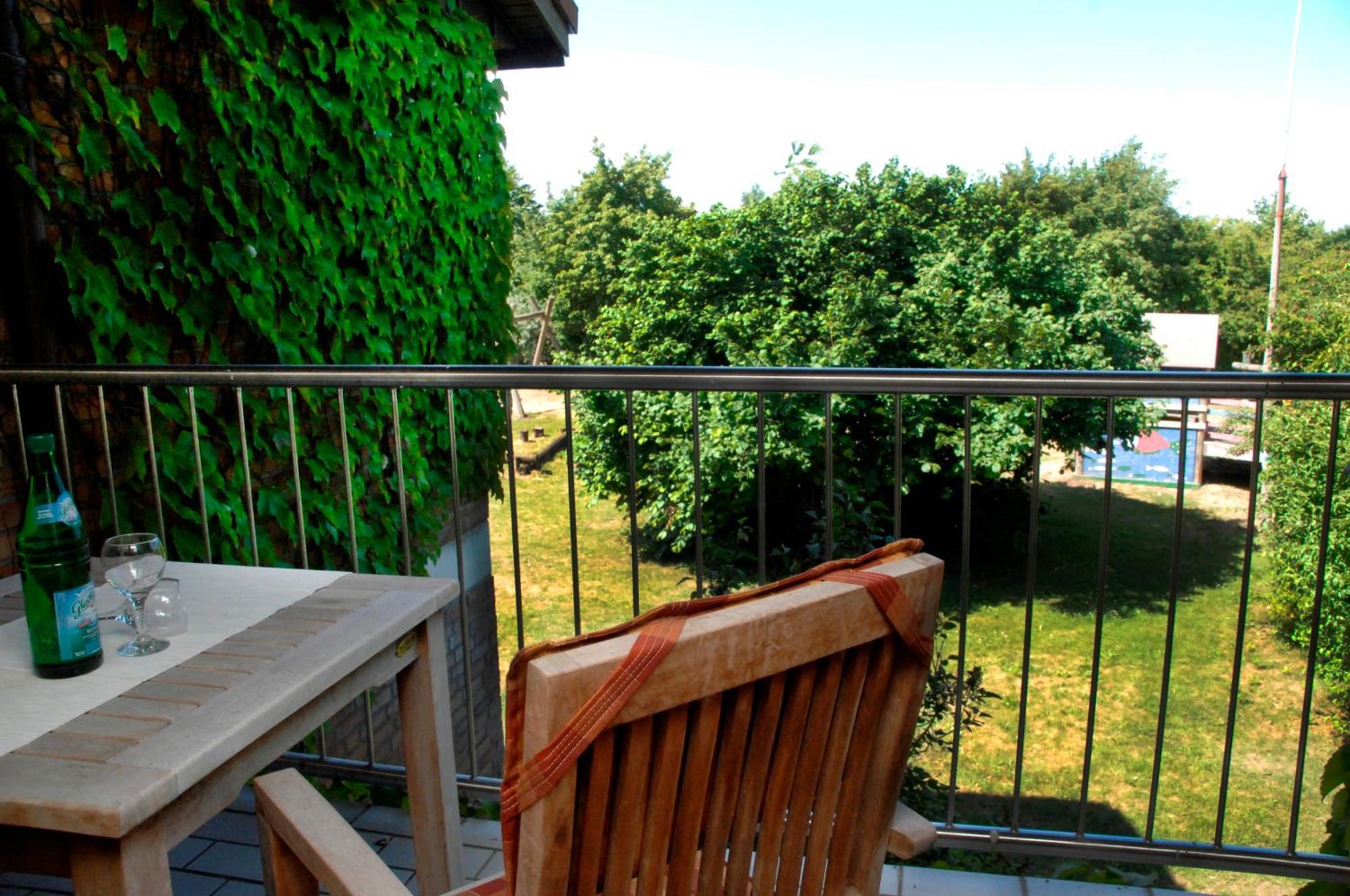 Apartment mit Balkon