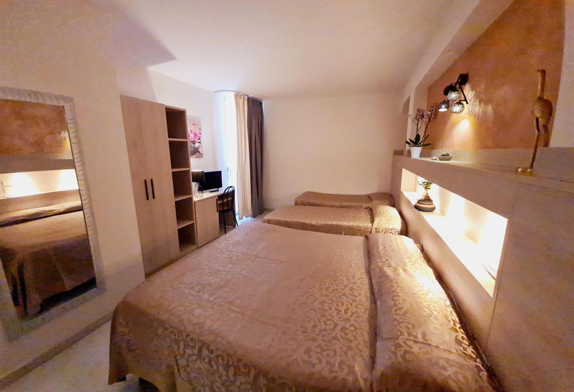 Quadruple Room,1585468001:JPEG