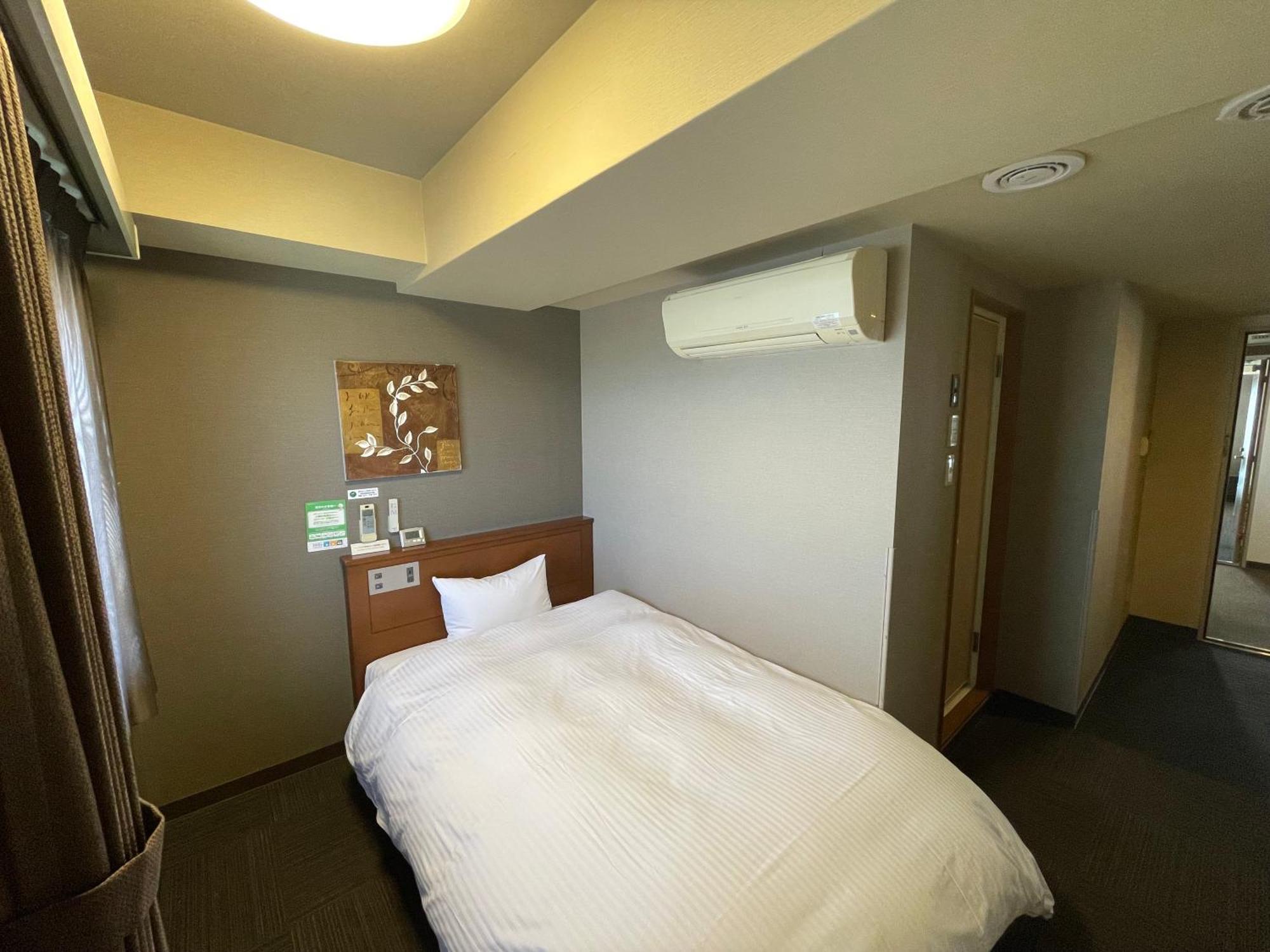 Economy Single Room - Smoking