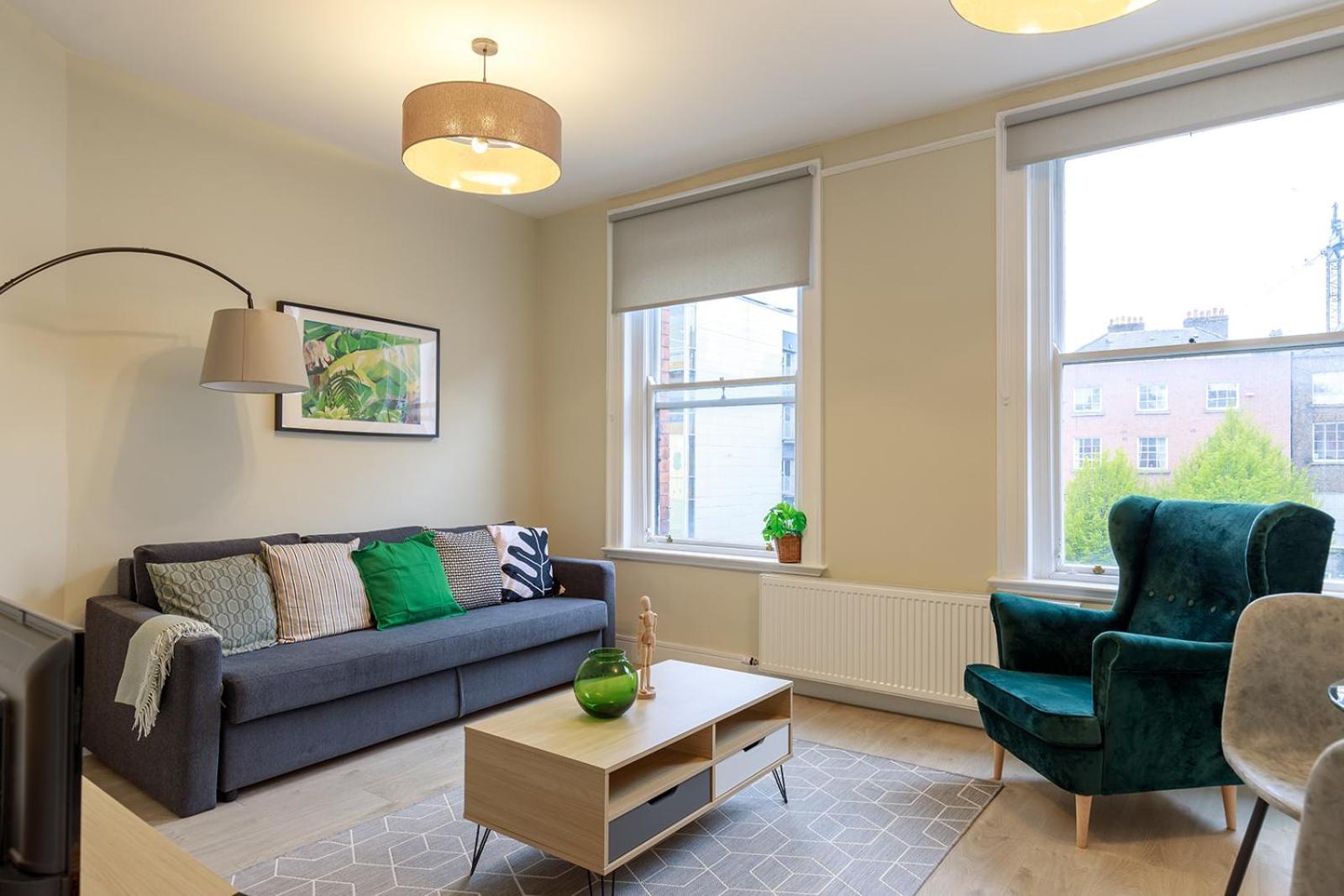 Two-Bedroom Apartment,1585682741:JPEG