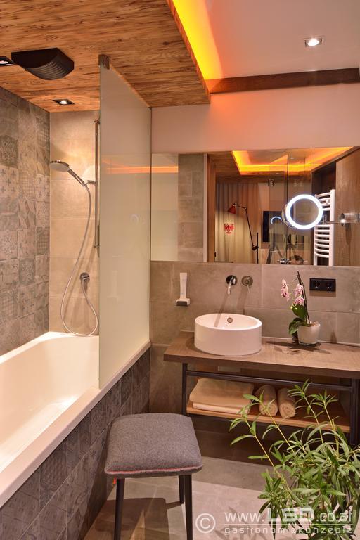 Deluxe Tweepersoonskamer met Balkon