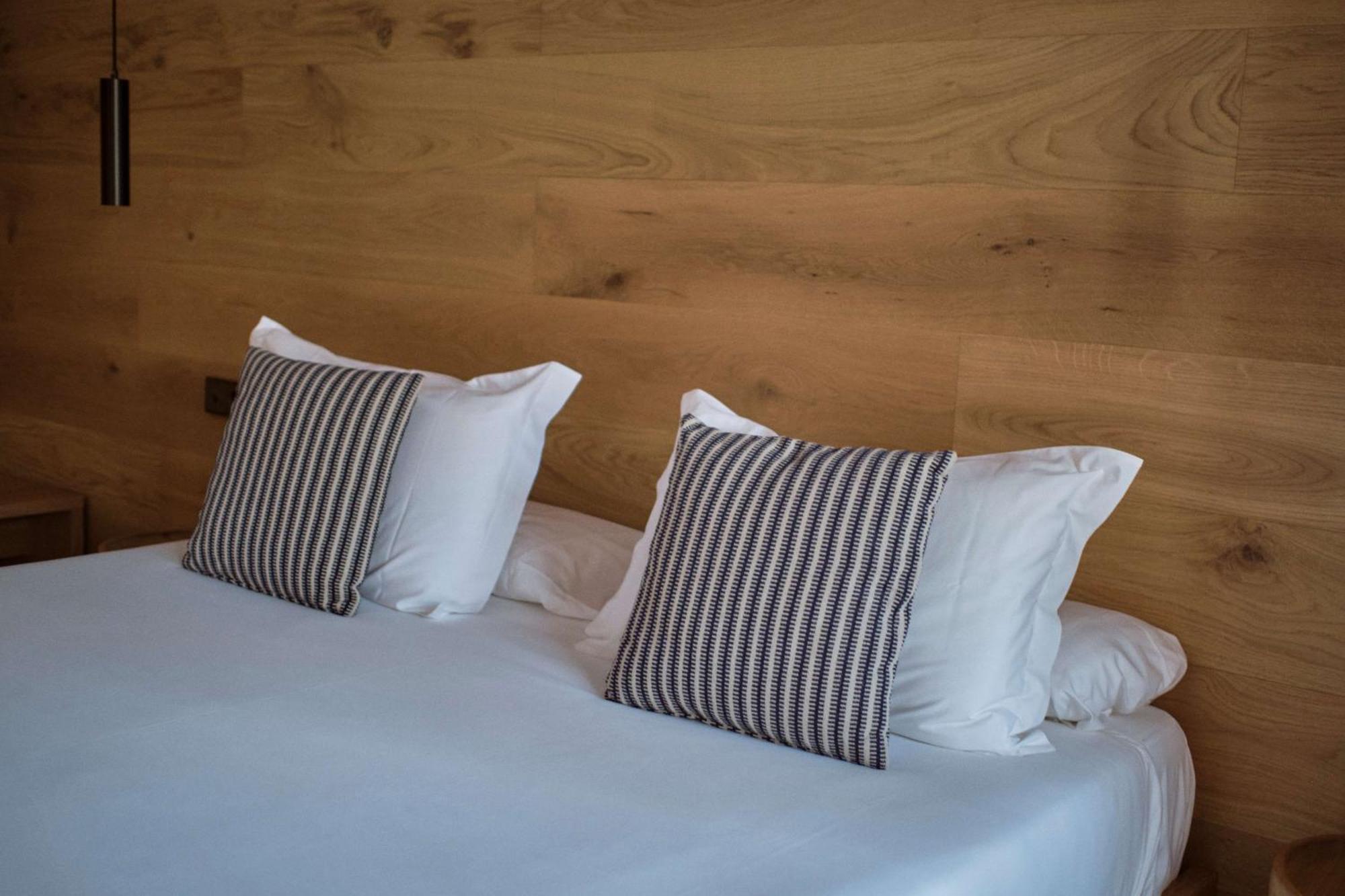 Chambre Double avec Balcon - Vue sur Piscine