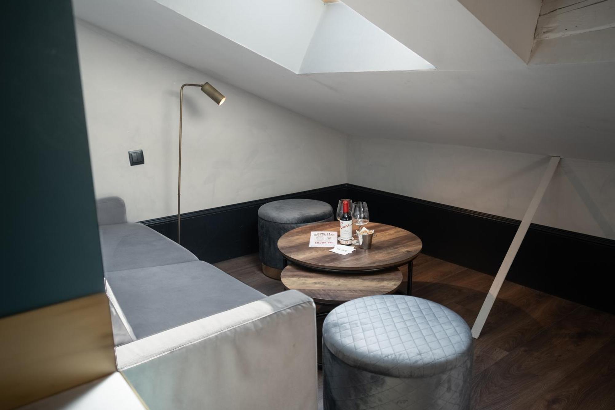 Superior Double Room - Attic,1586107294:JPEG