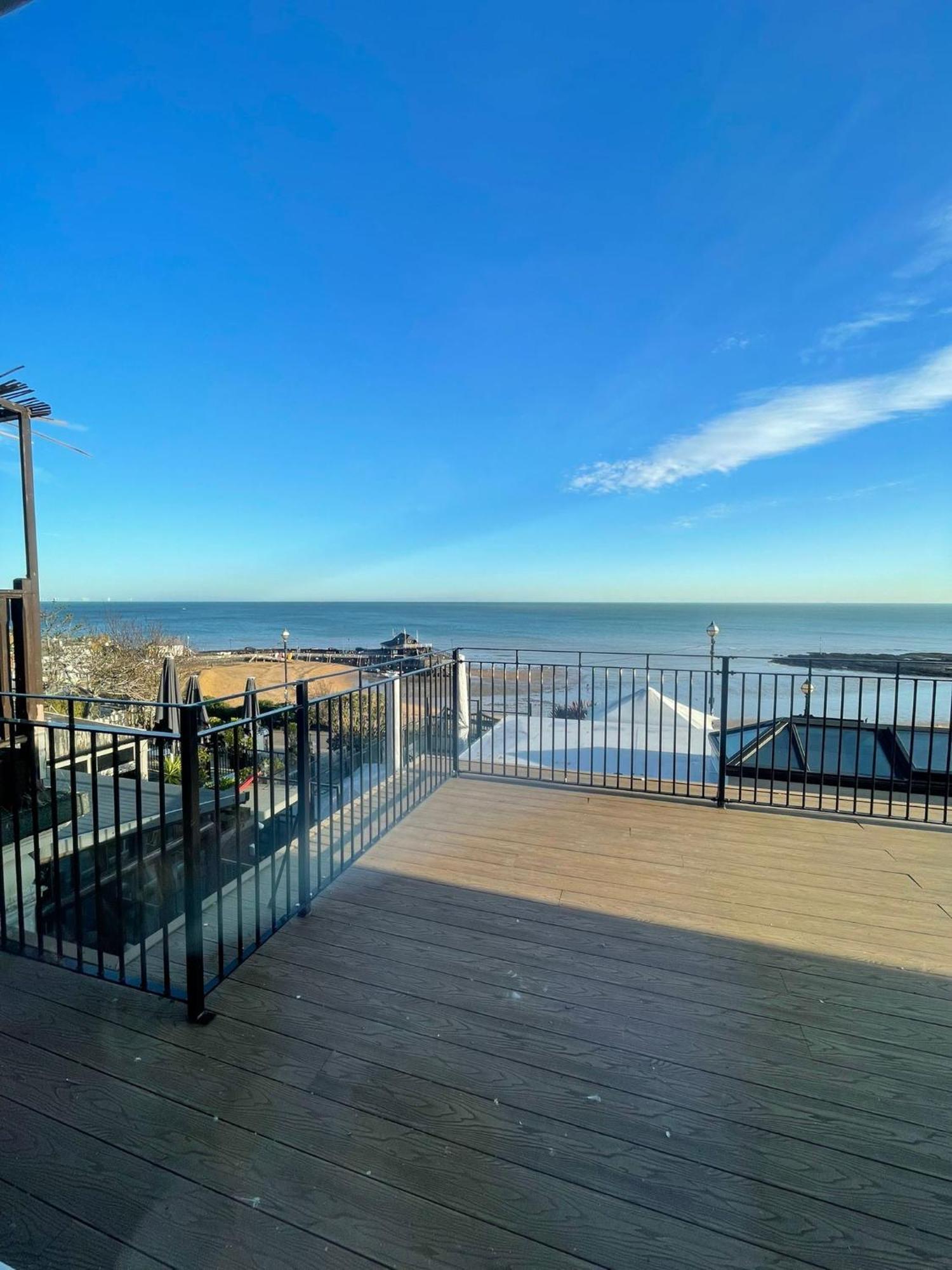 Luxury Double/Twin Room with Sea View