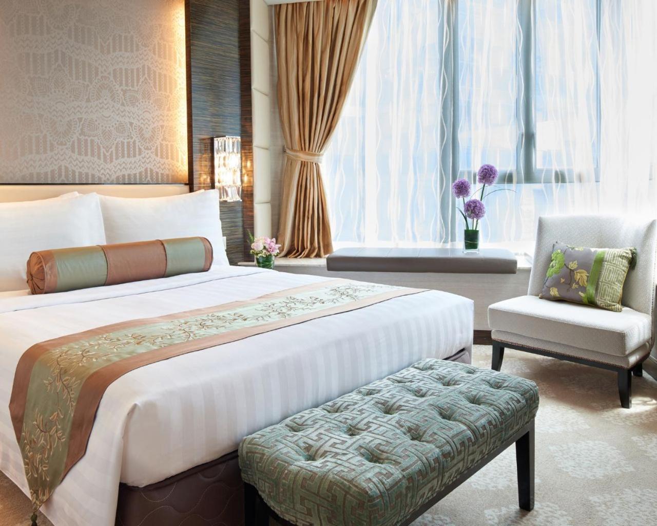 One Bedroom Family Suite