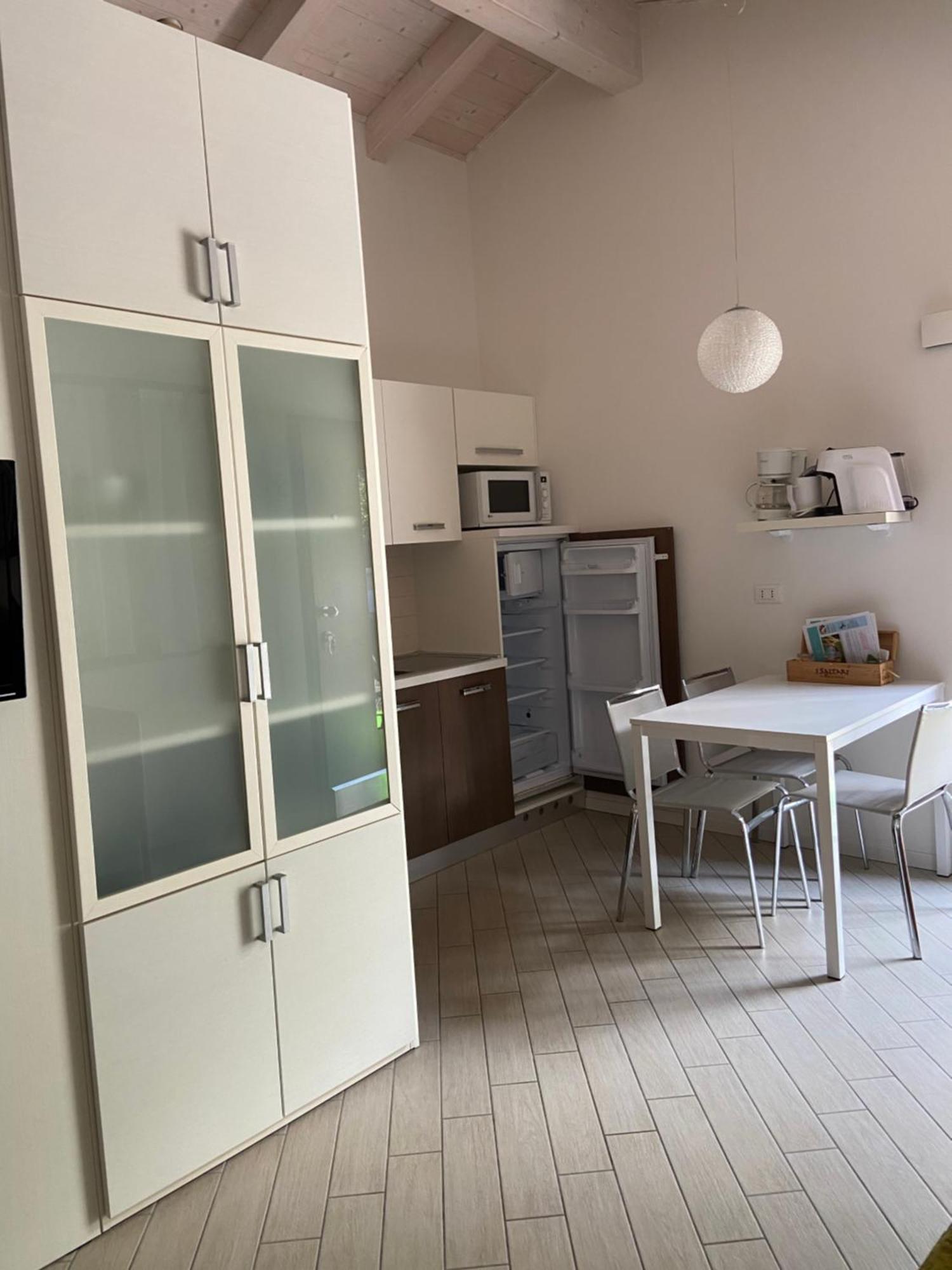 Studio Apartment,1586131096:JPEG