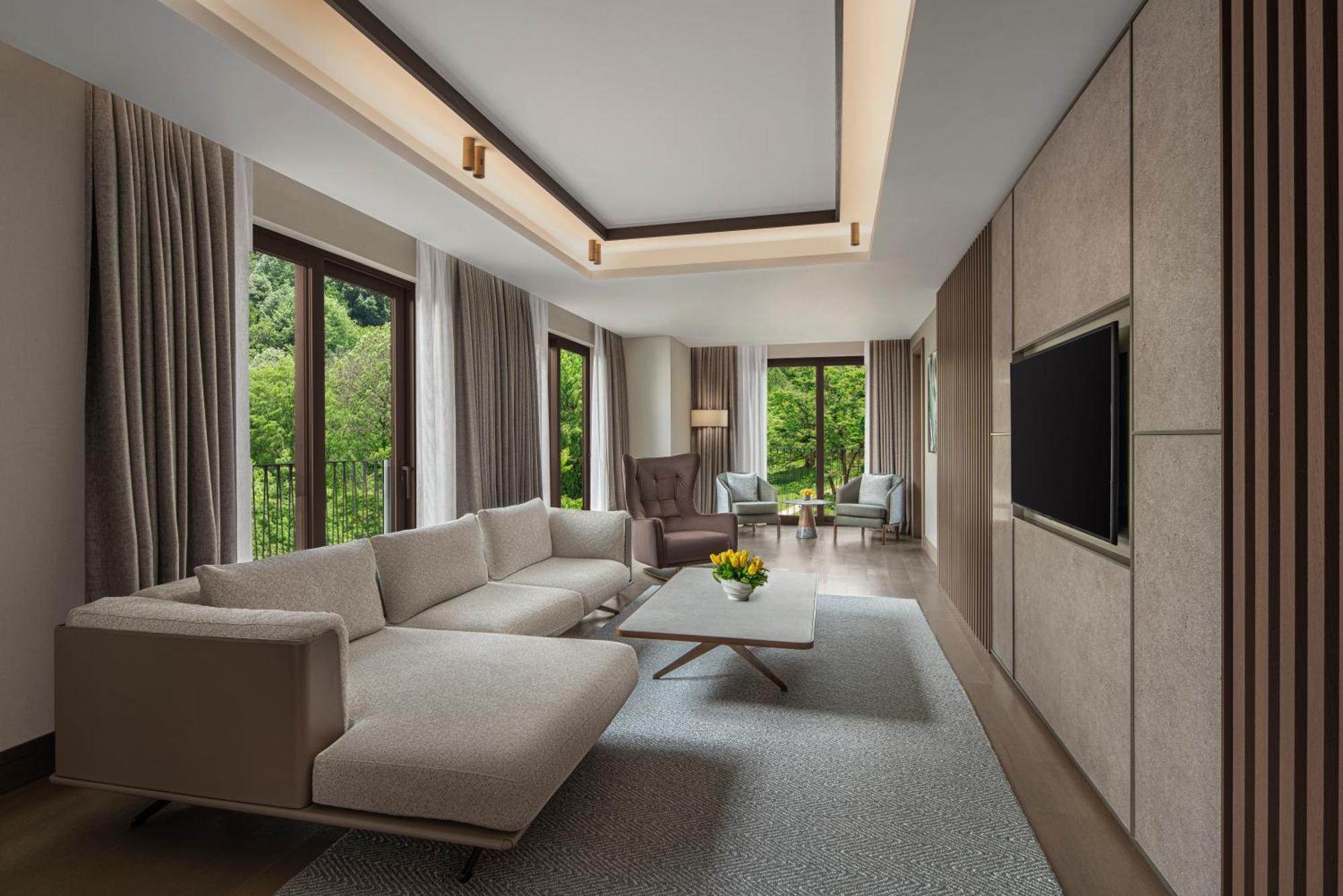 King Suite
