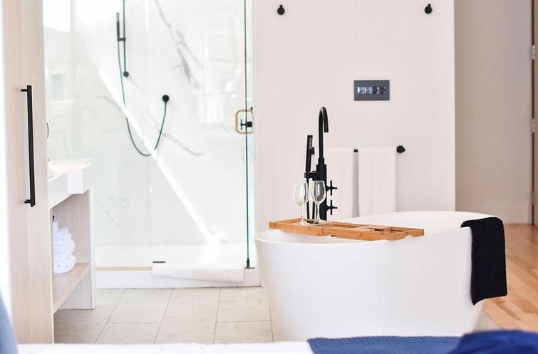 King Suite with Spa Bath